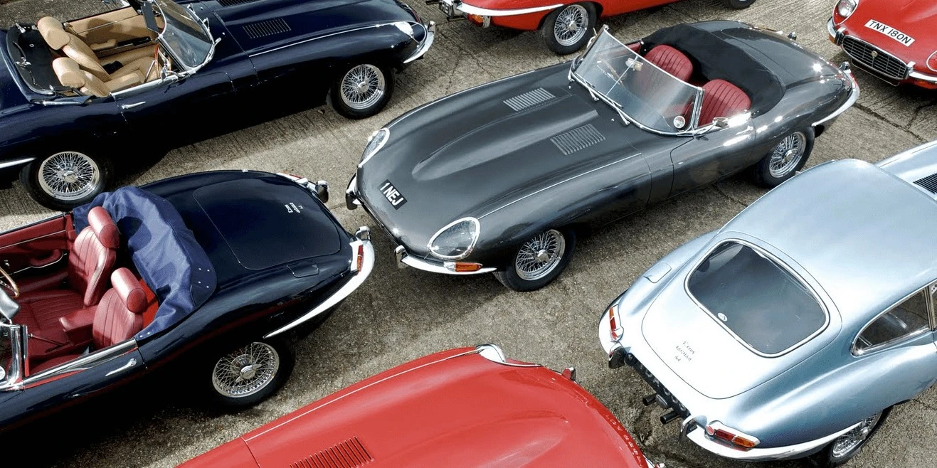 Jaguar-Type-E_traffic