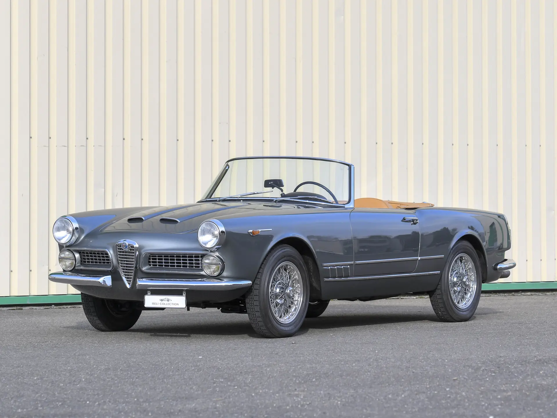 Alfa Romeo 2000 Spider (Touring) - 1960 - 00