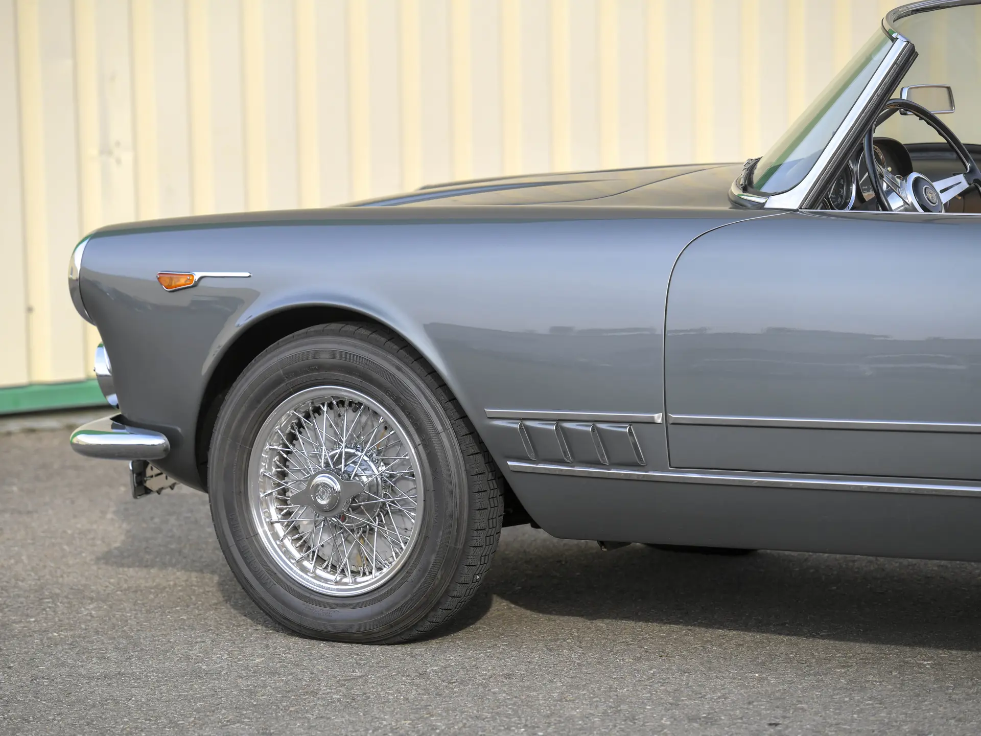 Alfa Romeo 2000 Spider (Touring) - 1960 - 24