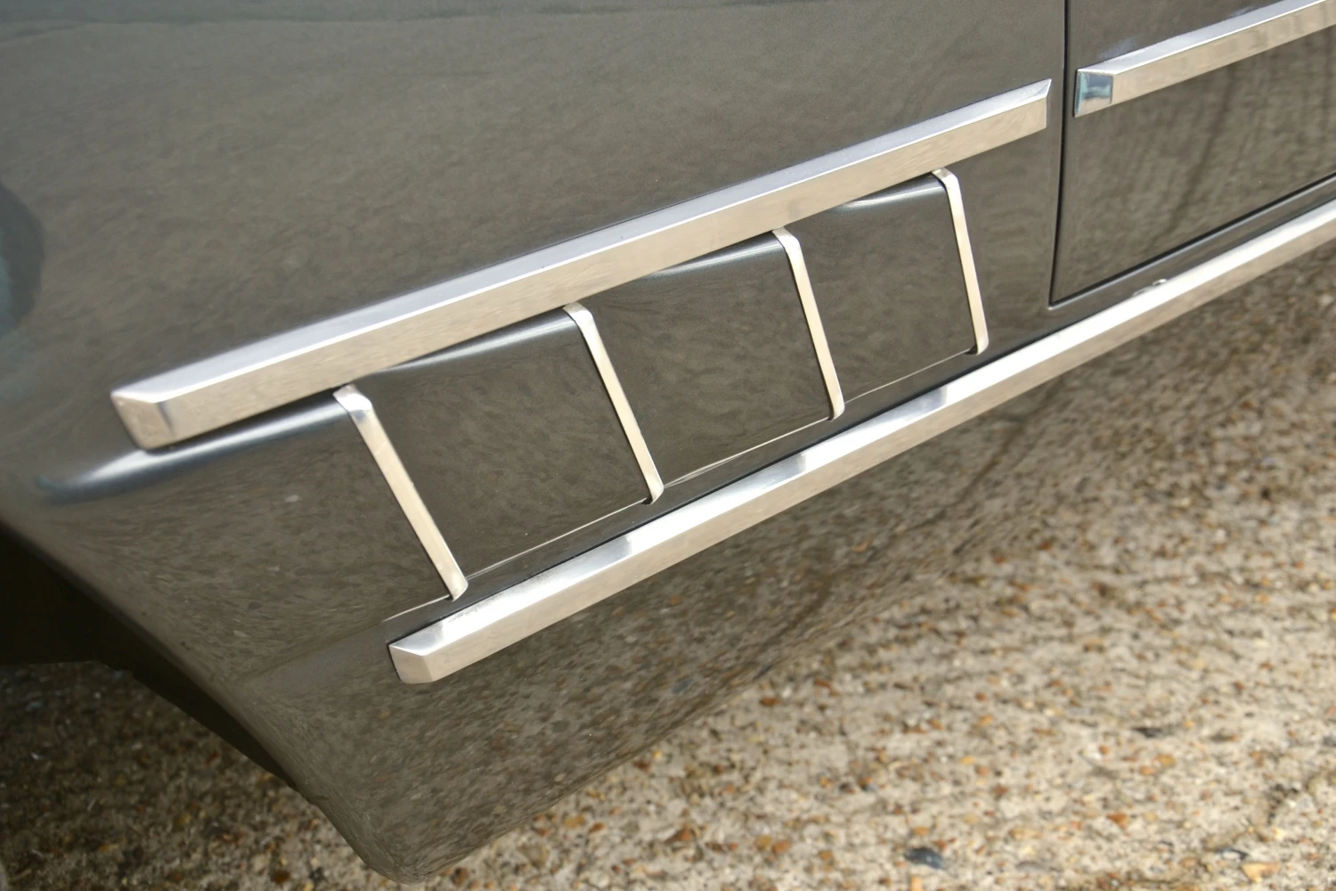 Alfa_Romeo_2000_Spider_37