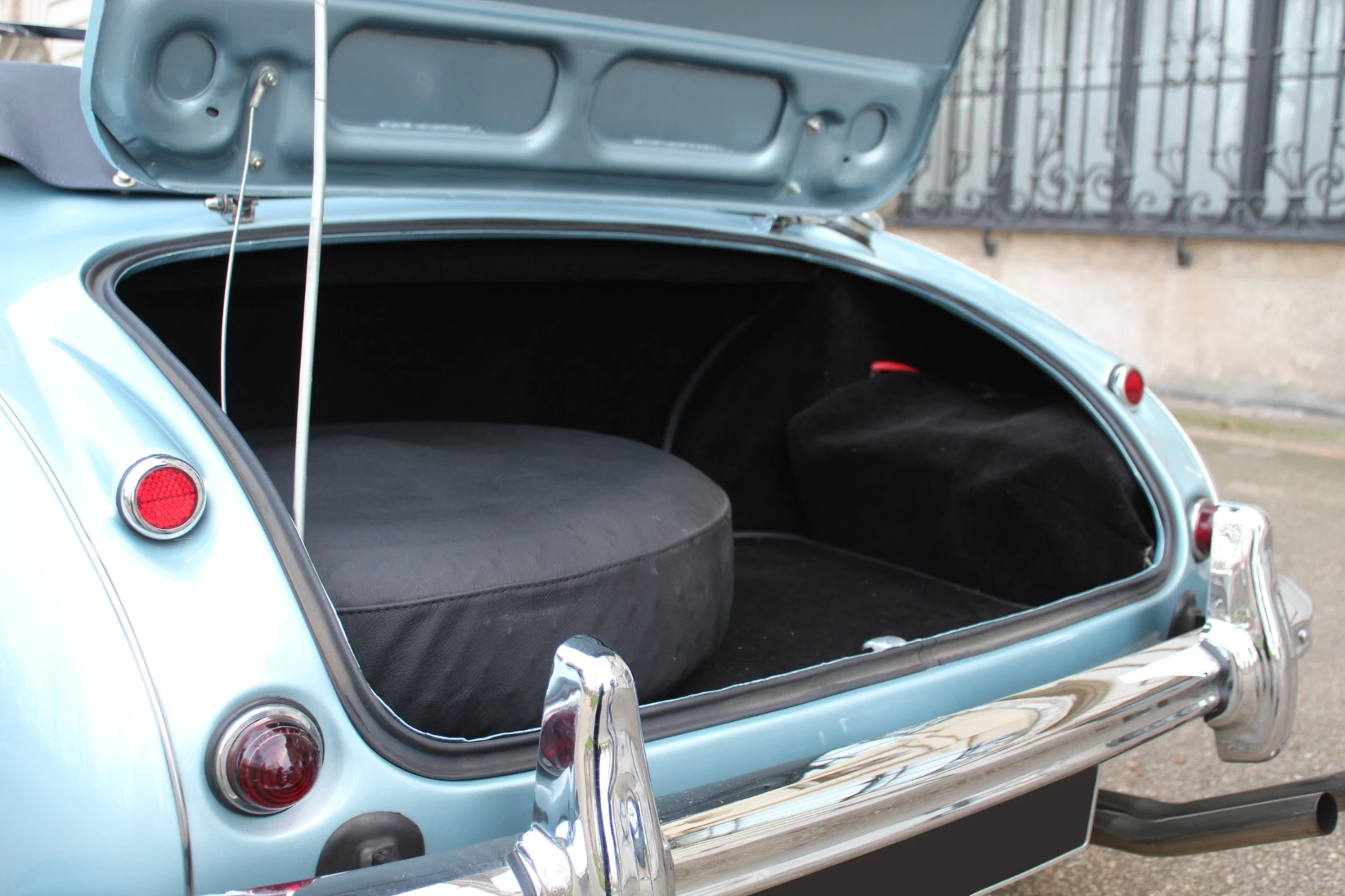 Austin-Healey-3000-MKIII_16