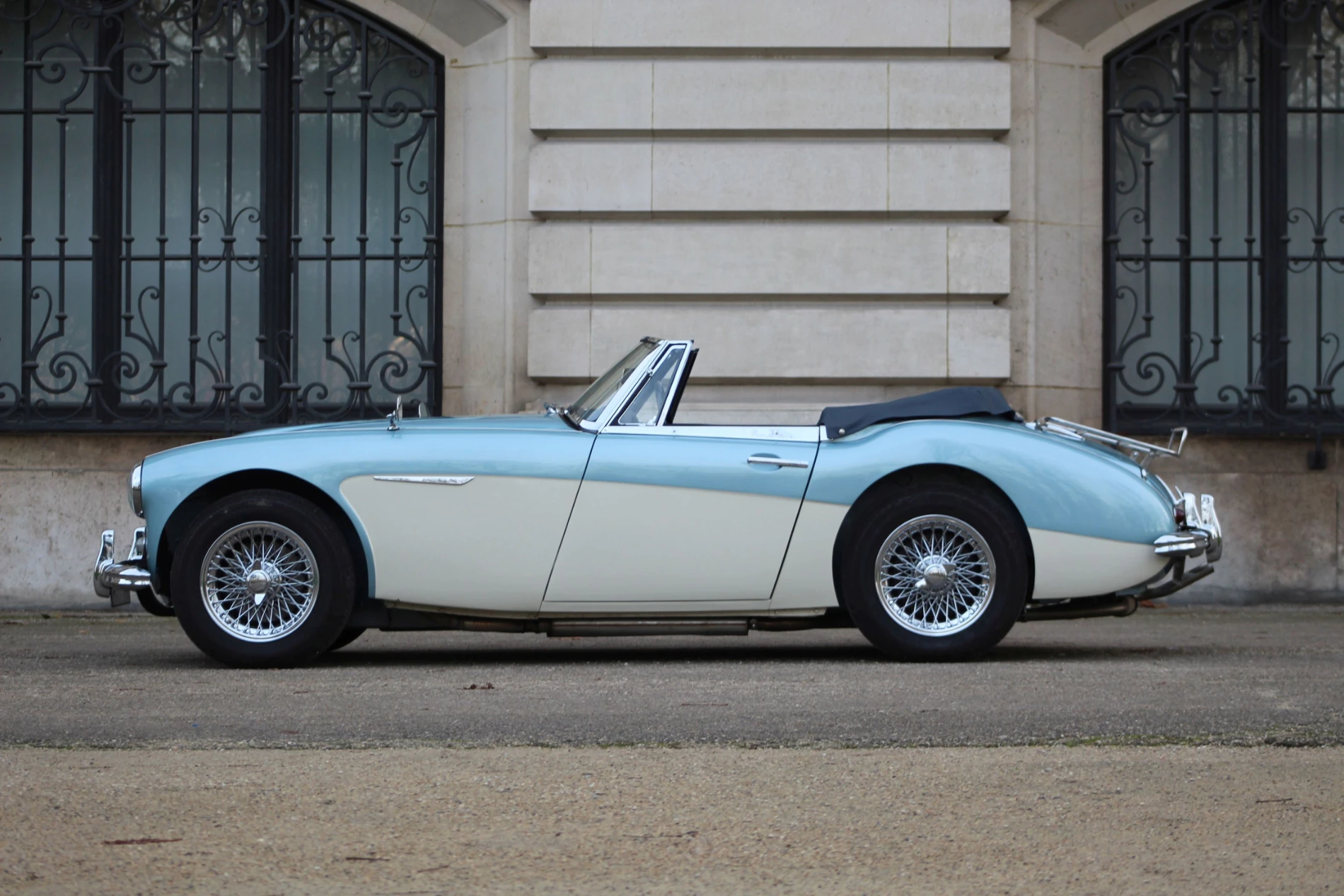 Austin-Healey-3000-MKIII_4