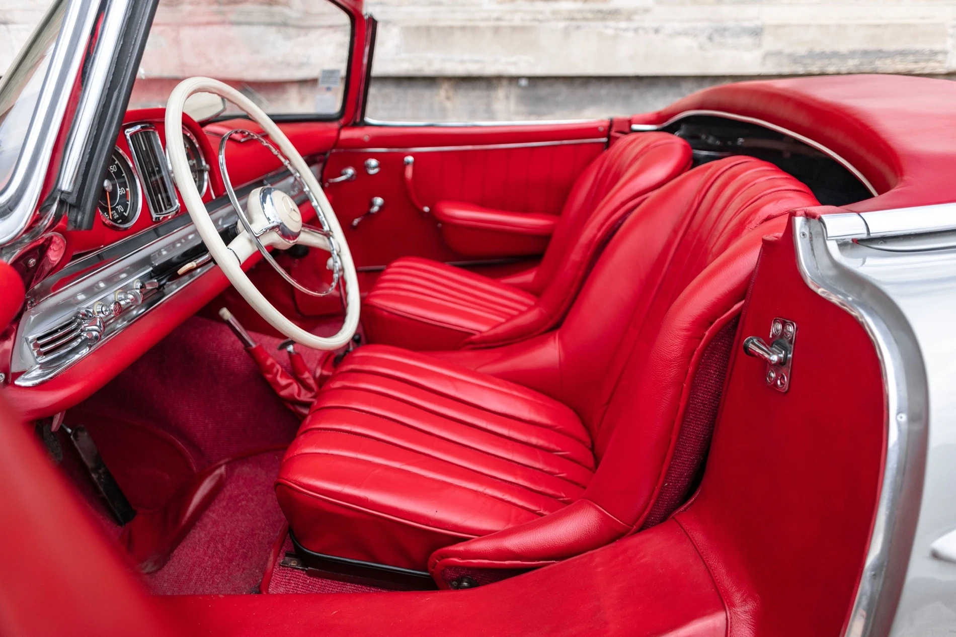 Mercedes-Benz-300SL-Raodster_11