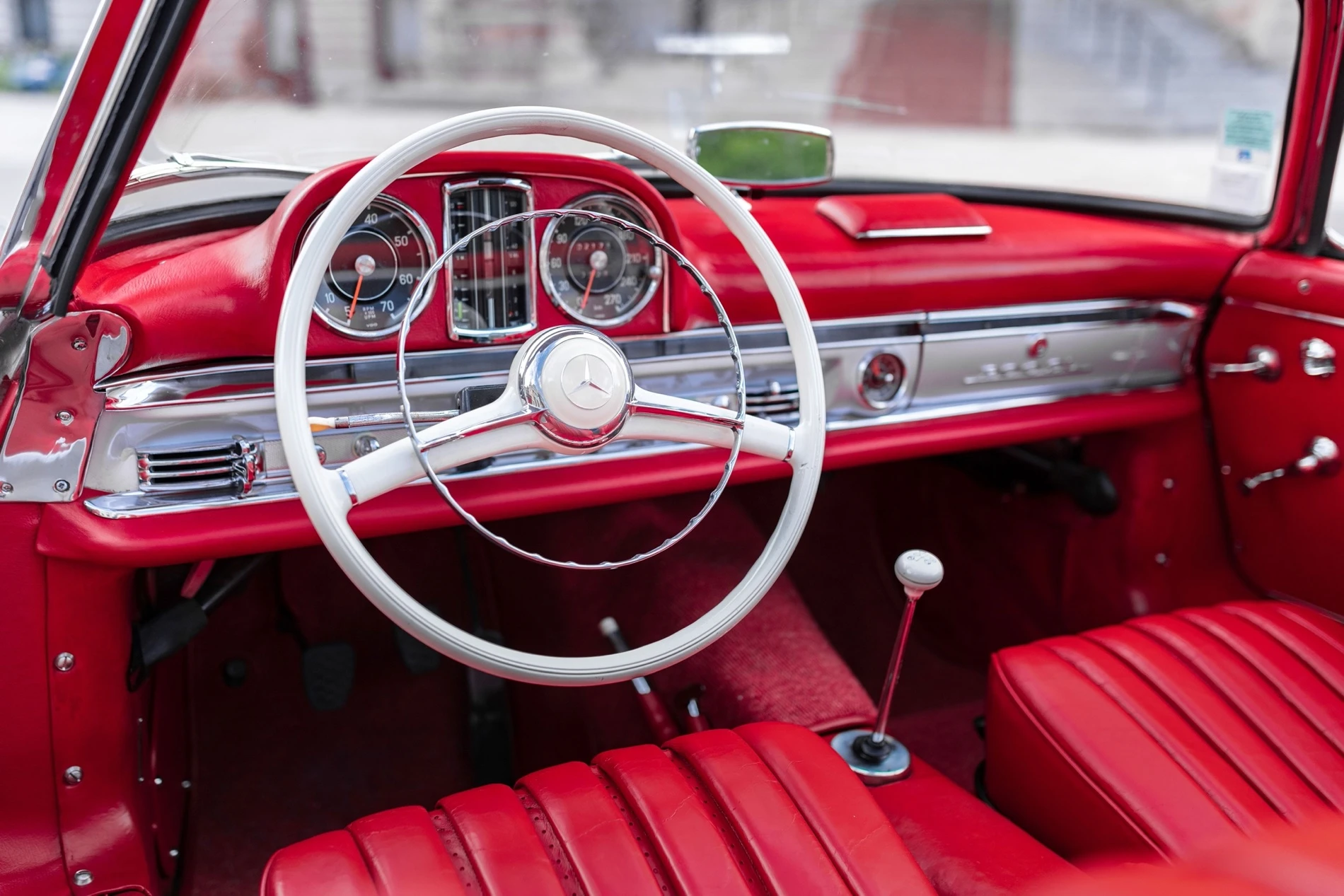 Mercedes-Benz-300SL-Raodster_14