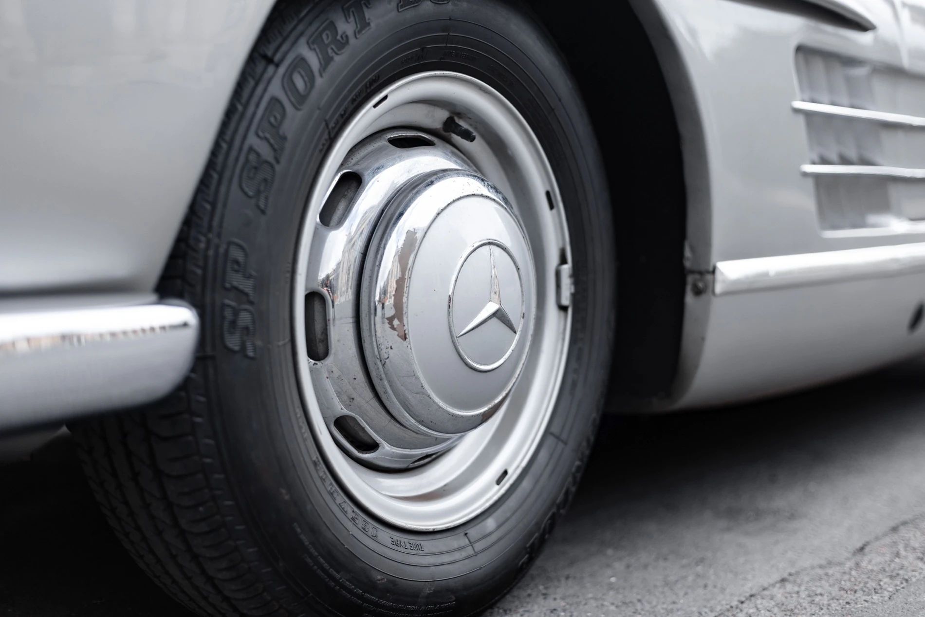 Mercedes-Benz-300SL-Raodster_47