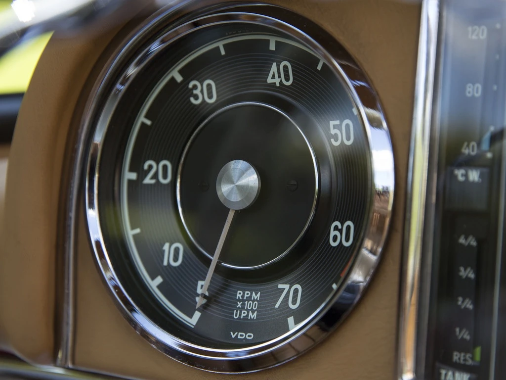 Mercedes-Benz-300SL-Roadster_021_