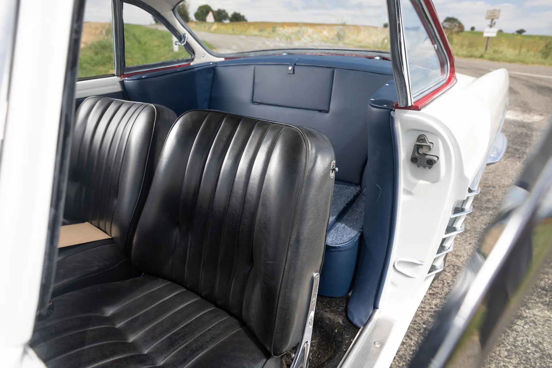 Renault Floride R1092 (Ghia) - 1961 - 11