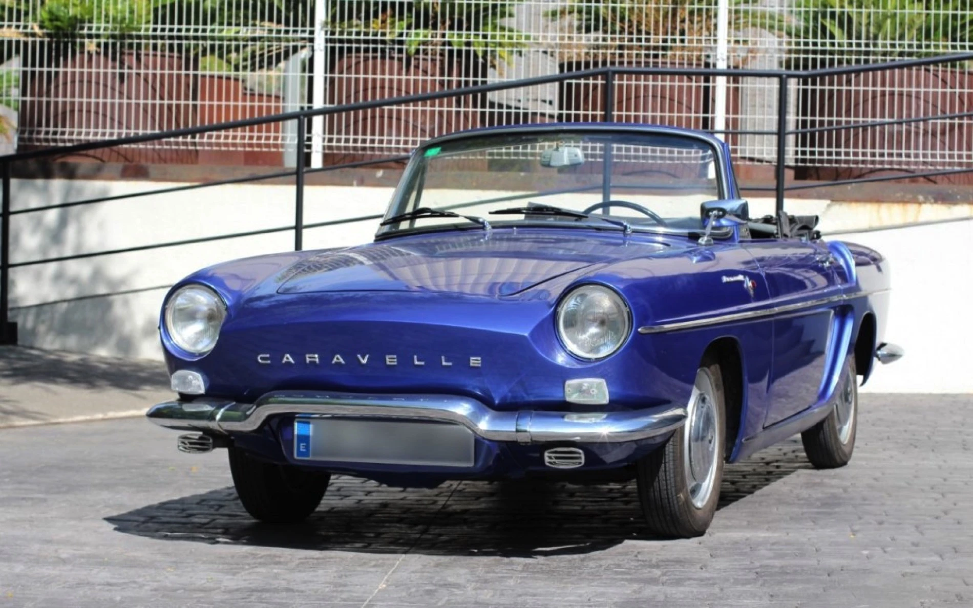 Renault_Caravelle_2