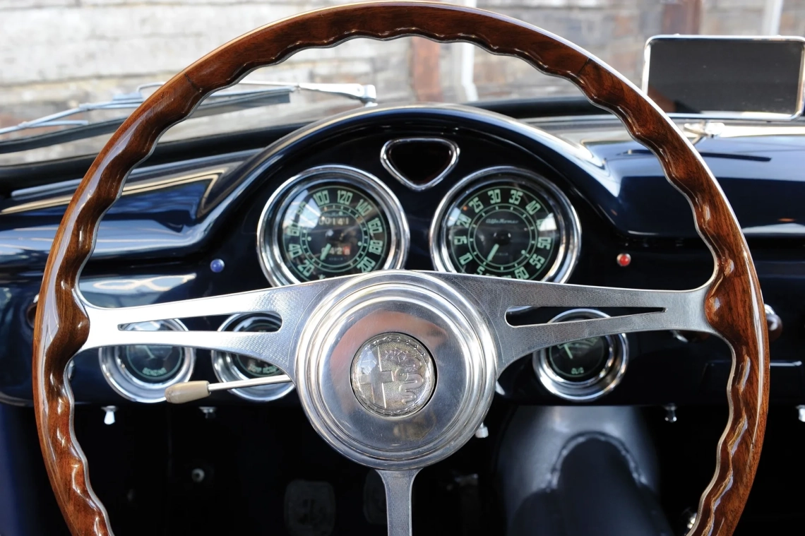Alfa-Romeo-190-Corto-Gara-Stradale-by-Carrozzeria-Touring_1953-04