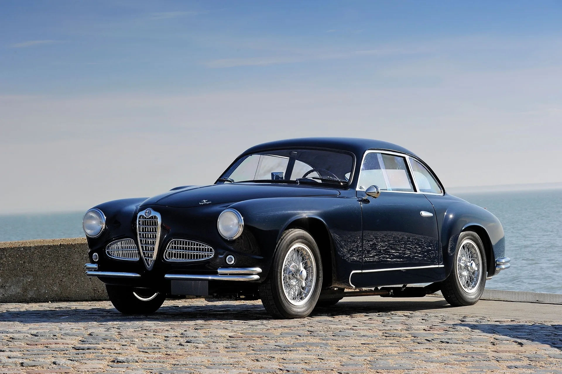 Alfa-Romeo-190-Corto-Gara-Stradale-by-Carrozzeria-Touring_1953-1