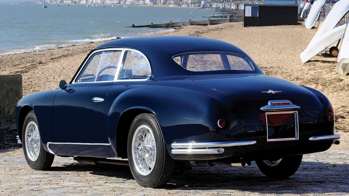 Alfa-Romeo-190-Corto-Gara-Stradale-by-Carrozzeria-Touring_1953-18