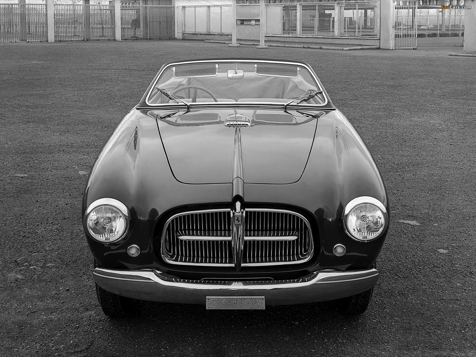 FERRARI-212-Inter-Cabriolet-Vignale_1952_19