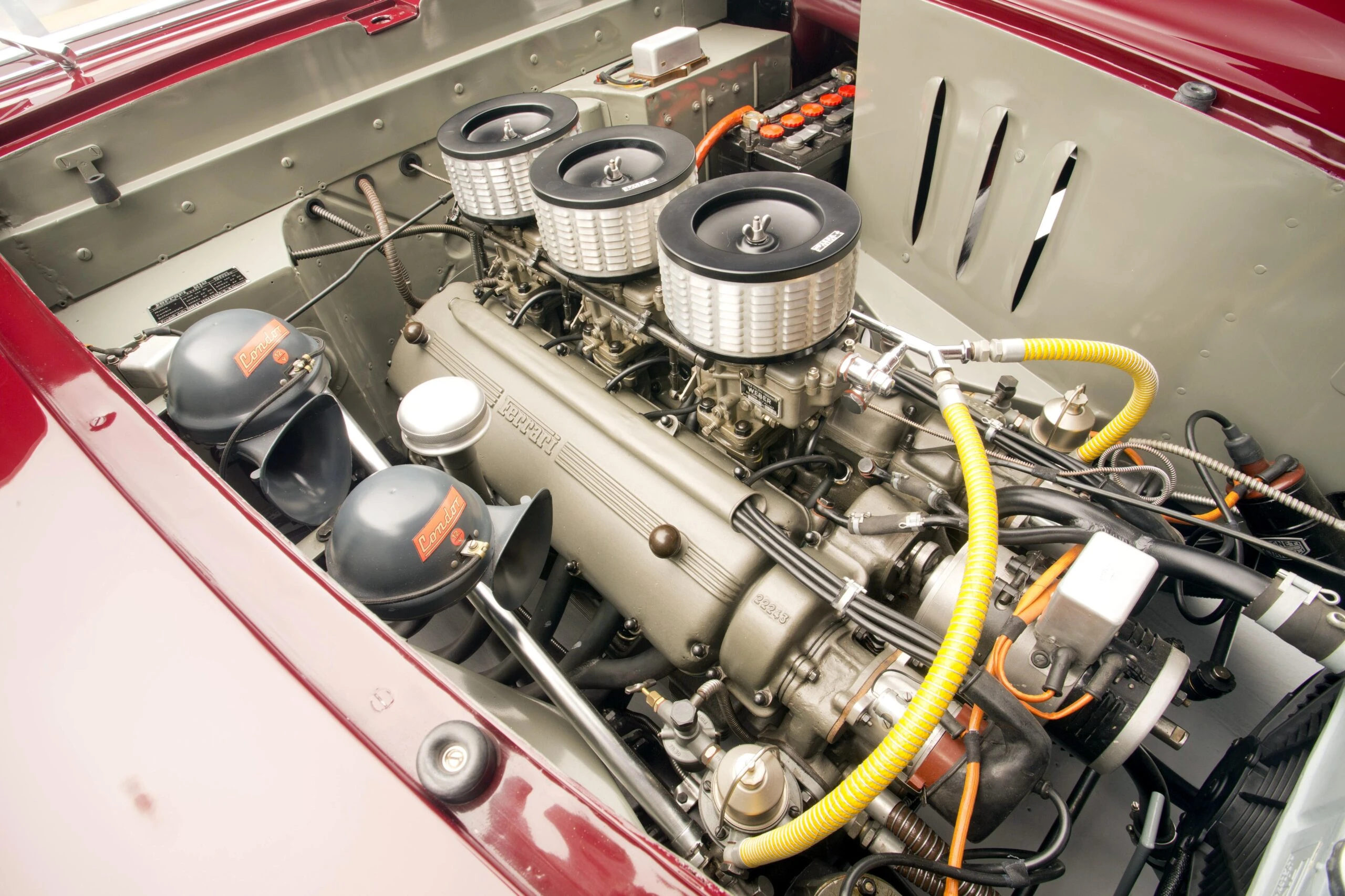 FERRARI-212-Inter-Cabriolet-Vignale_1952_5