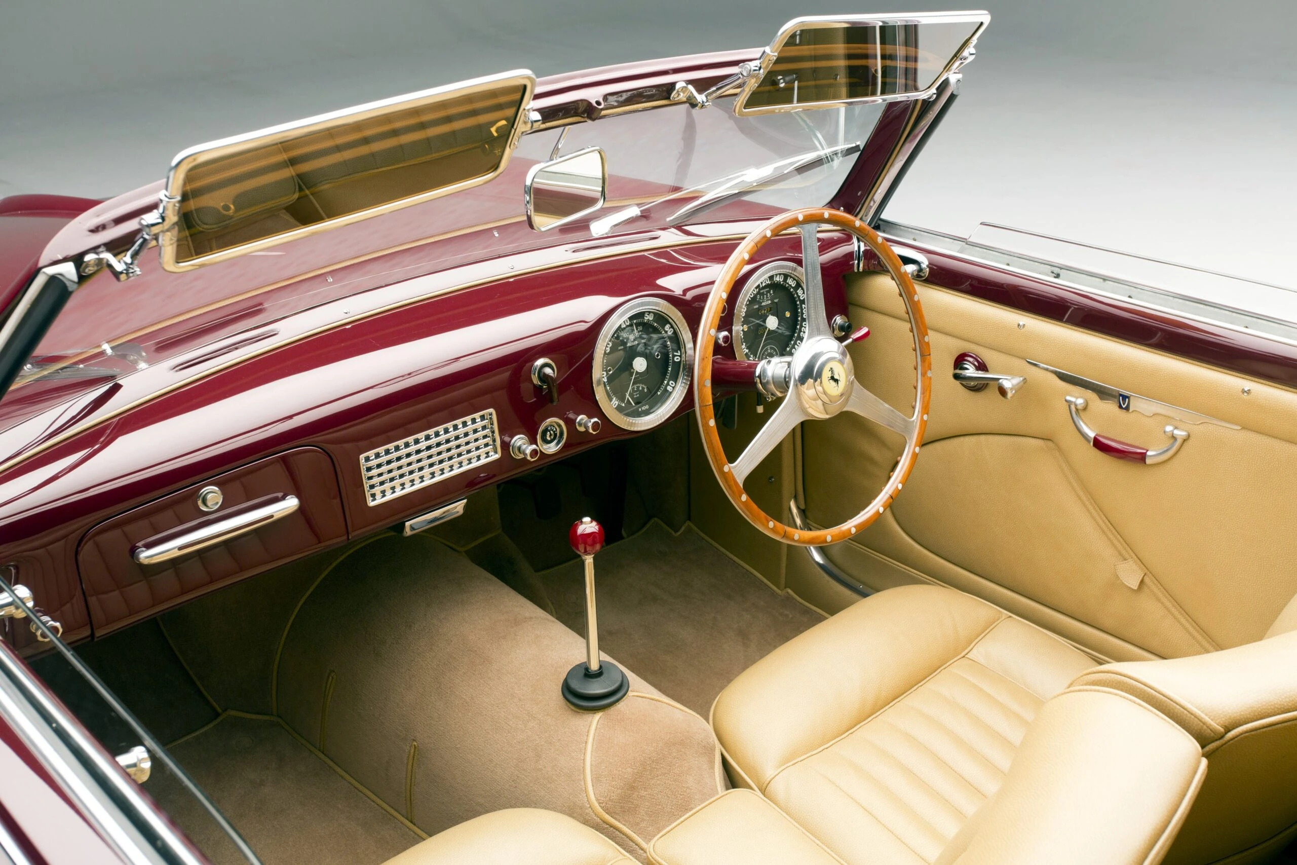 FERRARI-212-Inter-Cabriolet-Vignale_1952_6