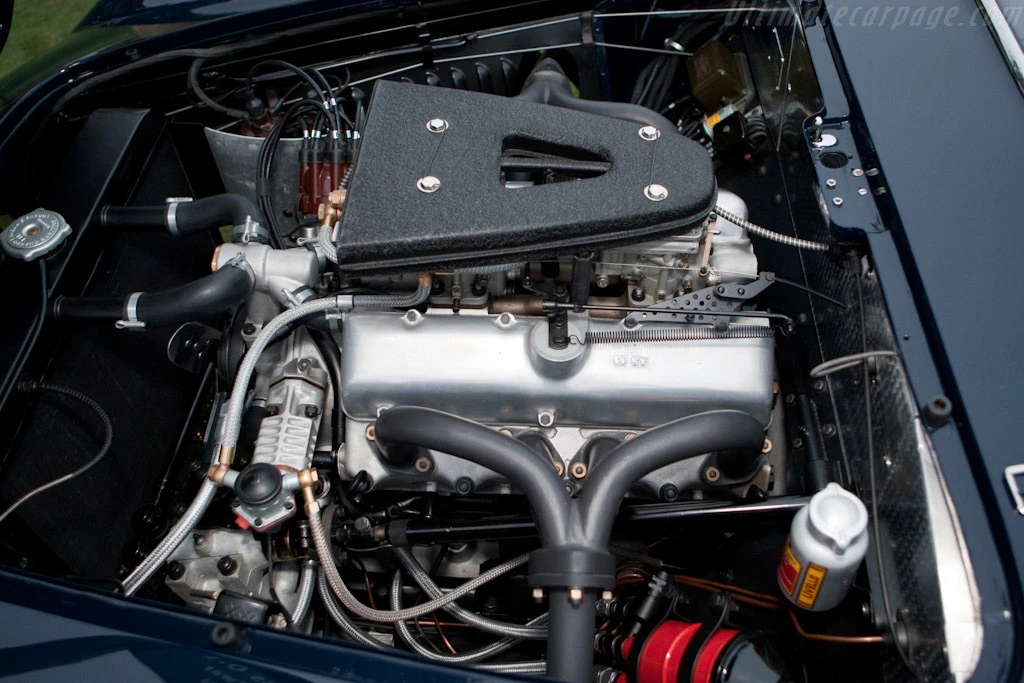 Siata-208-CS-Stabilimenti-Farina-Spyder-1953_01