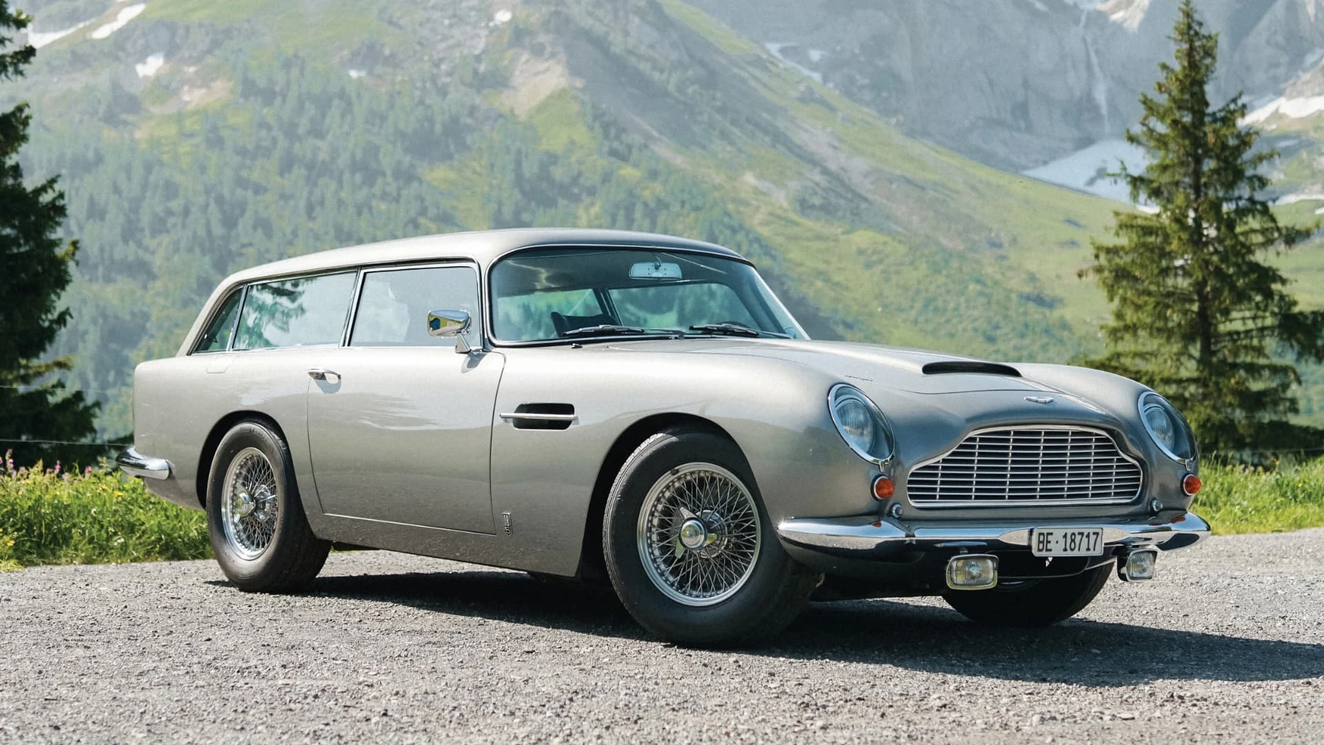 Aston-Martin-DB5-Shooting-Brake-by-Radford-1965_28