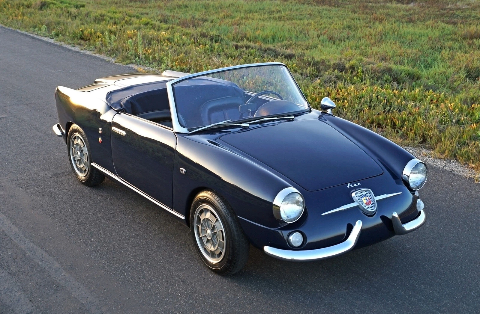 Fiat-Abarth-750-Spider-by-Allemano-1959_01