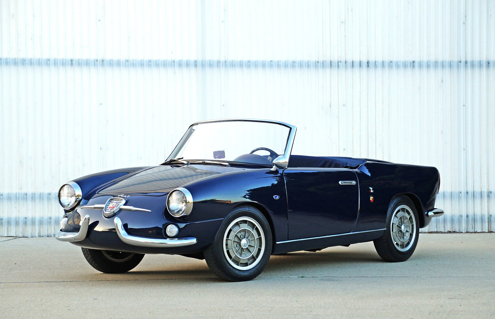 Fiat-Abarth-750-Spider-by-Allemano-1959_02