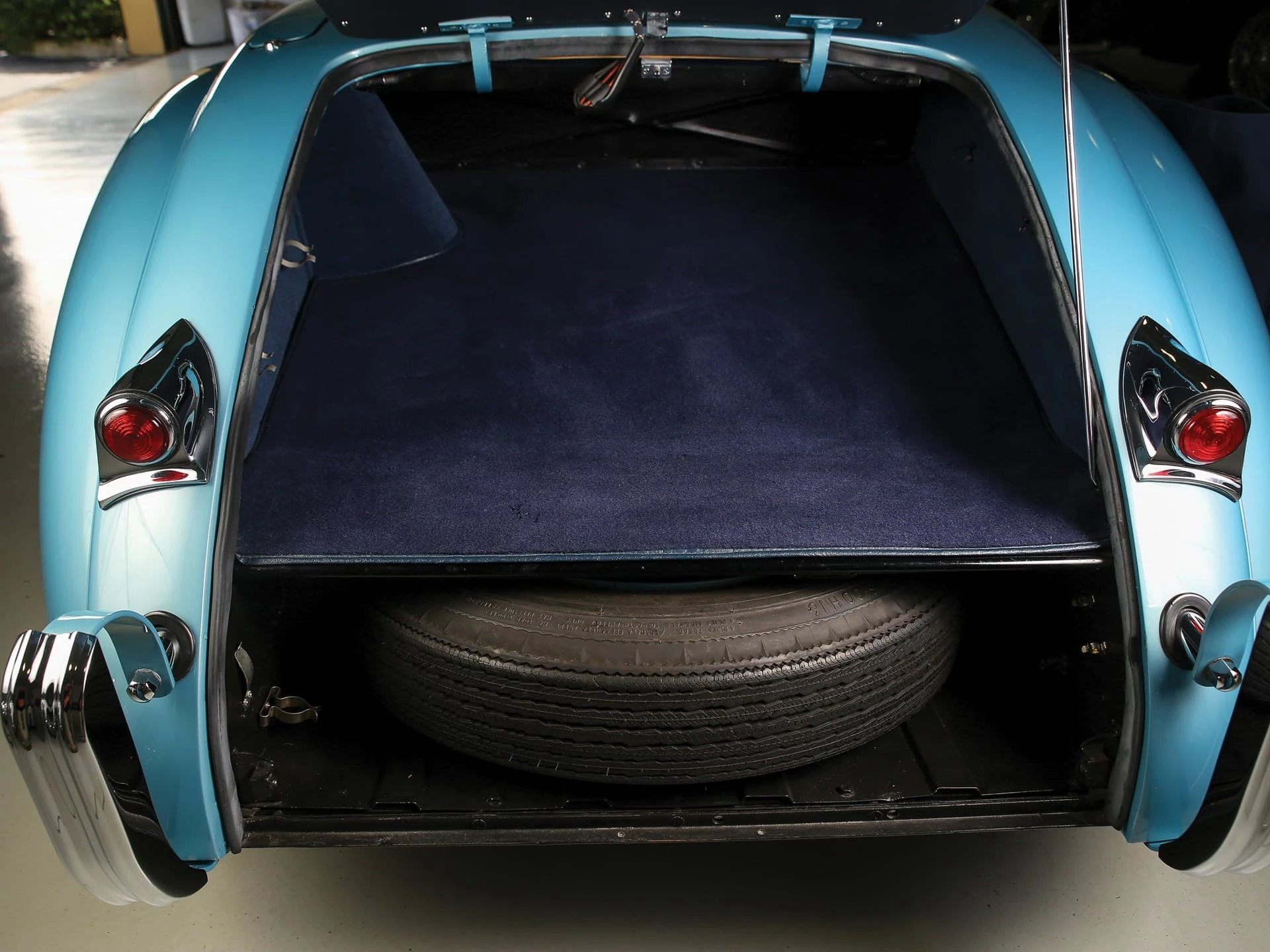 Jaguar-XK-120-Roadster-1949_28