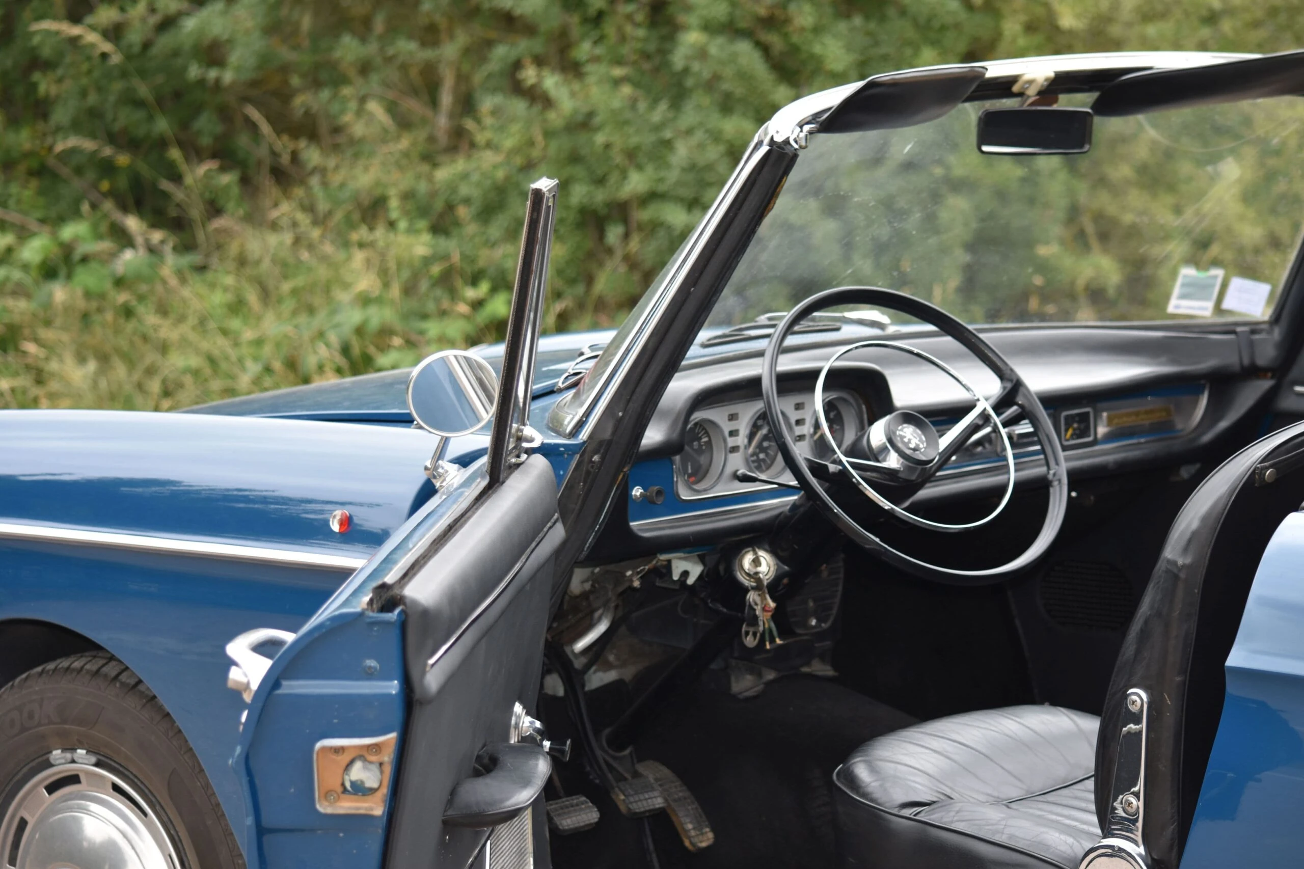 Peugeot-404-Cabriolet-1961_10