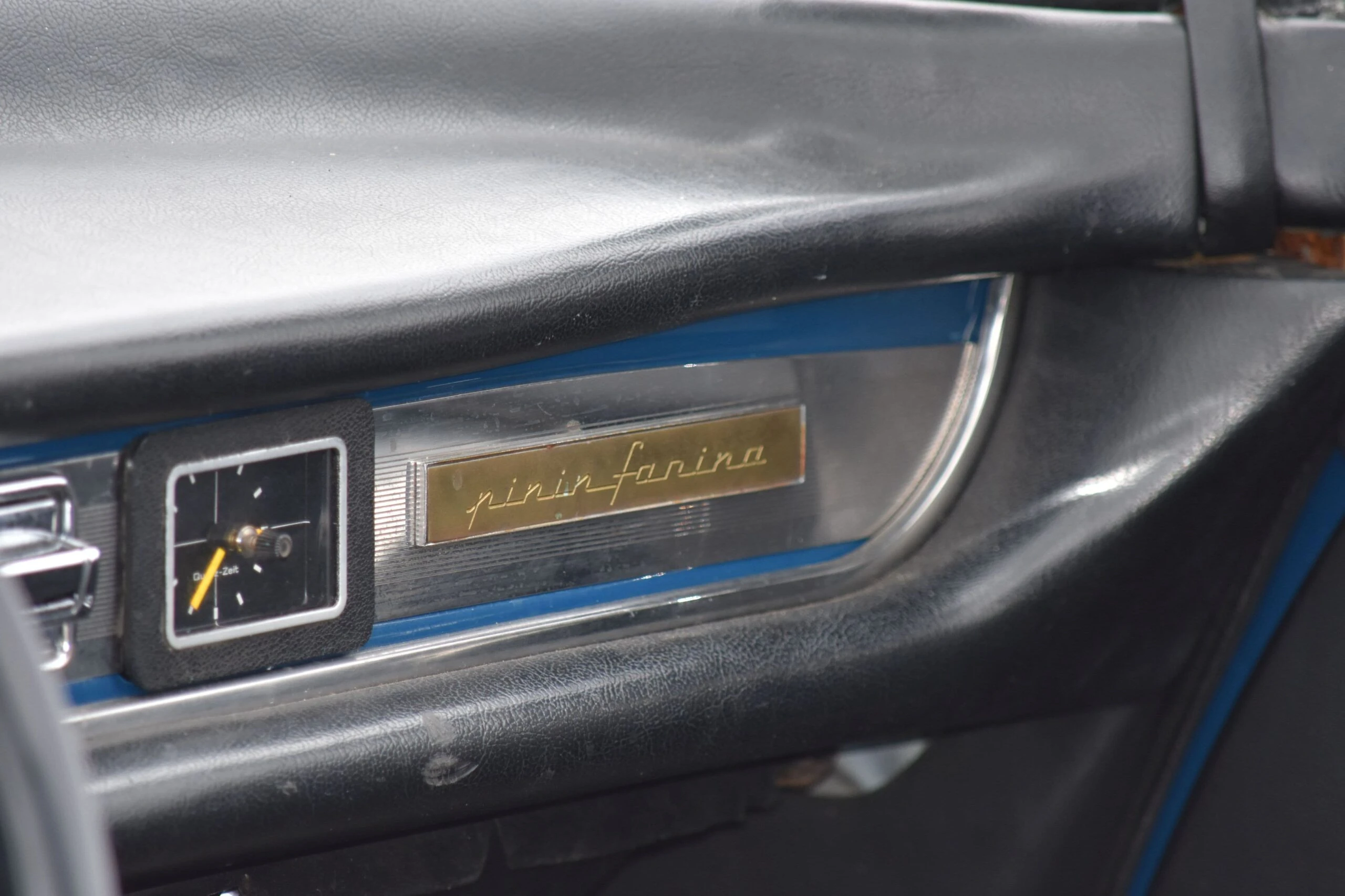 Peugeot-404-Cabriolet-1961_17