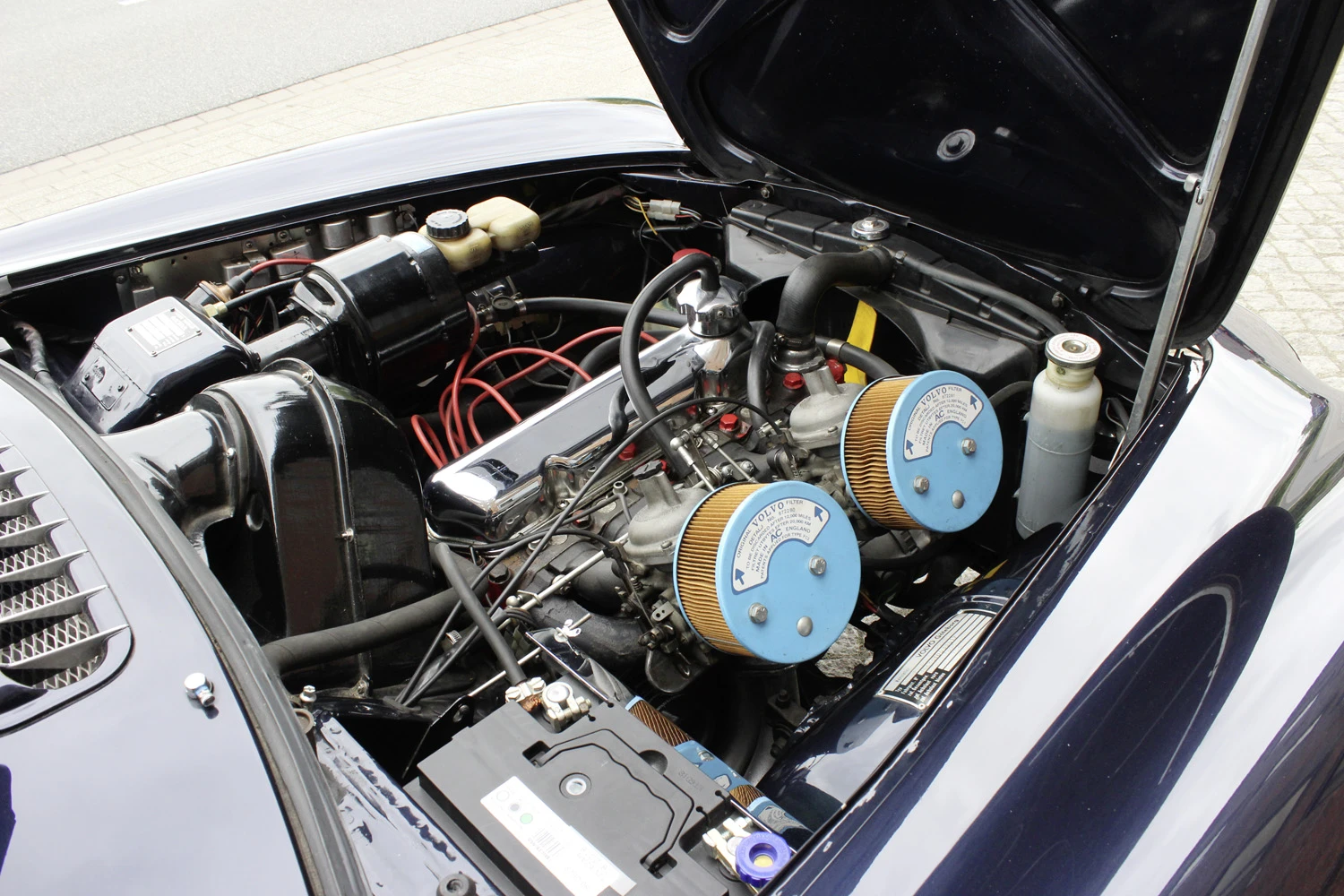 Volvo-1800E-cab-Volvoville-by-Schmidt-1970_12