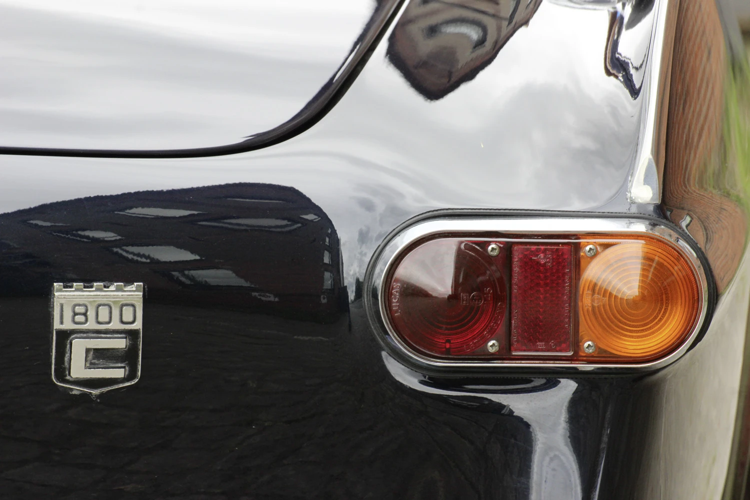 Volvo-1800E-cab-Volvoville-by-Schmidt-1970_18