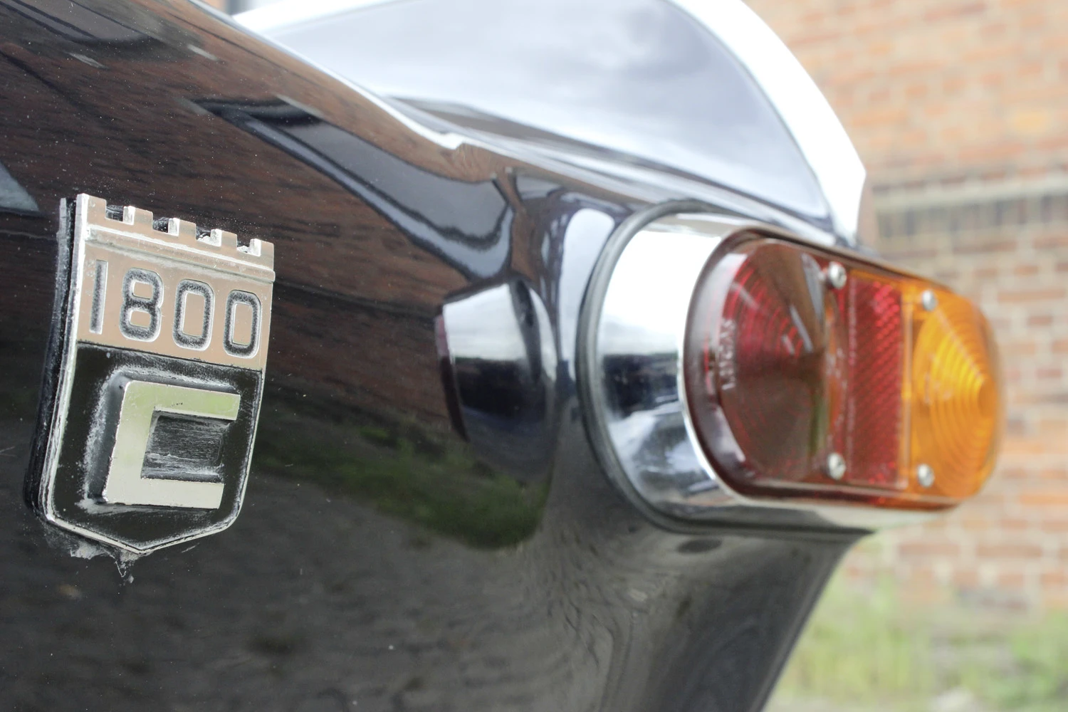 Volvo-1800E-cab-Volvoville-by-Schmidt-1970_26