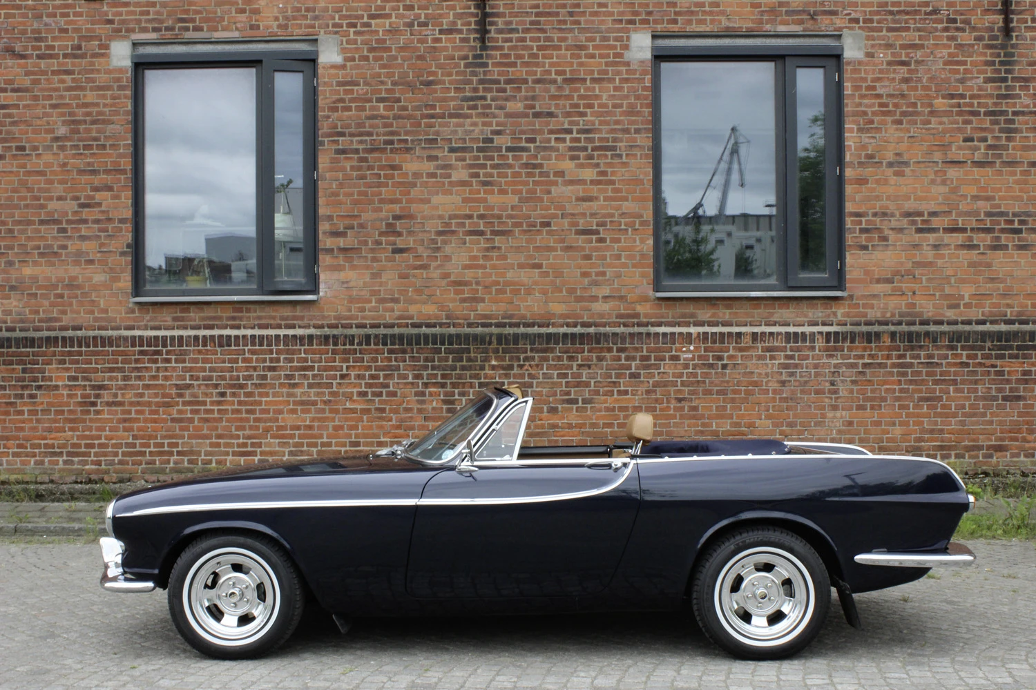 Volvo-1800E-cab-Volvoville-by-Schmidt-1970_8