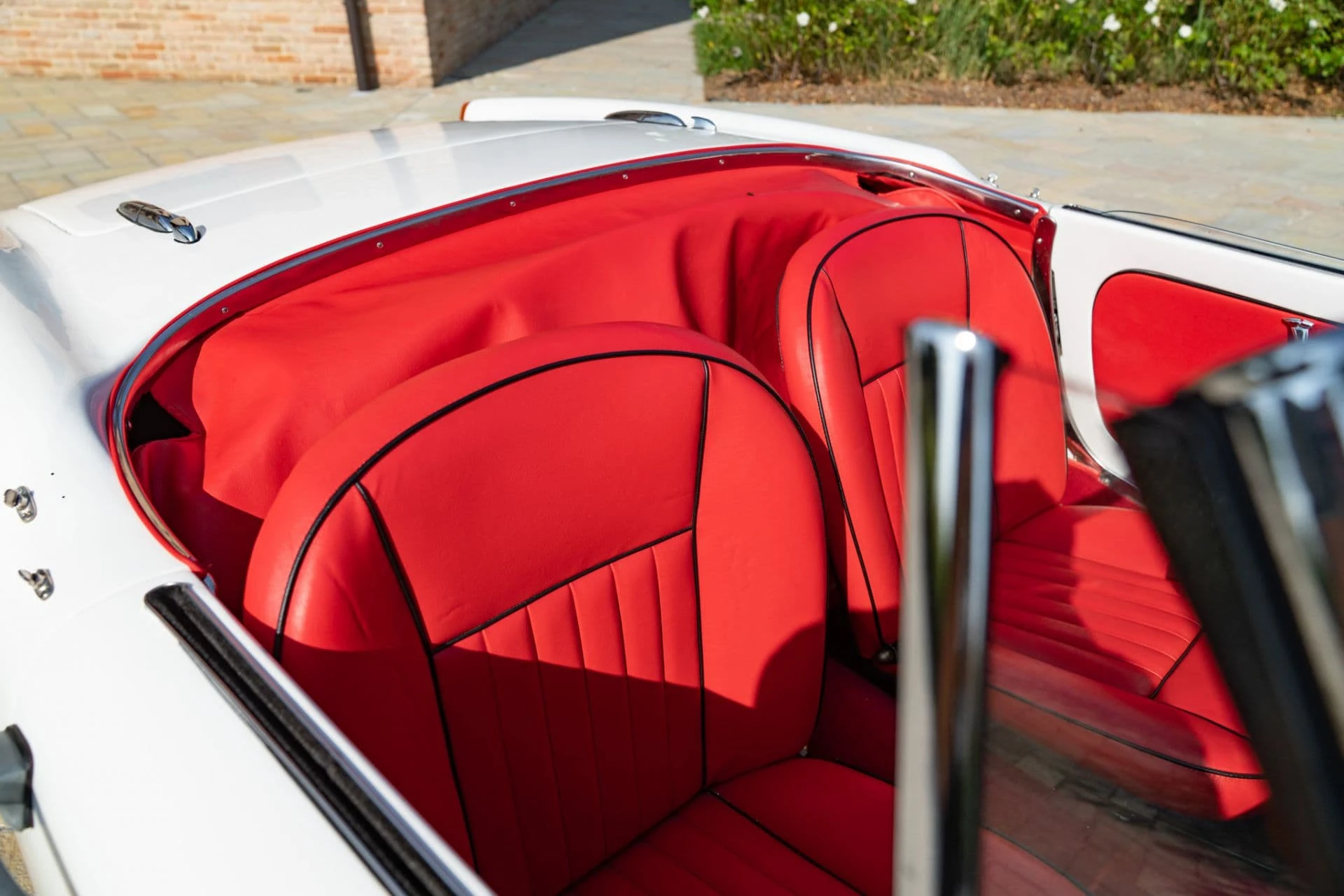 Alfa Romeo Giulietta Spider Veloce (Pinin Farina) - 1963 - 11