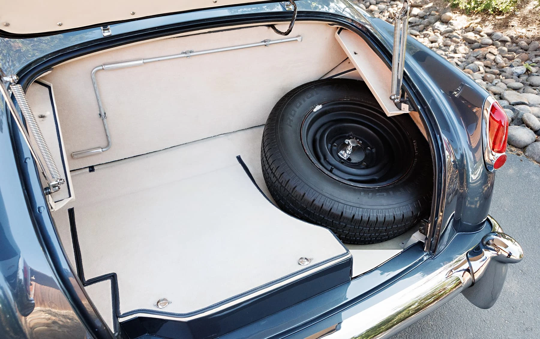 Bentley S1 Continental Drophead Coupe (Park Ward) - 1958 32