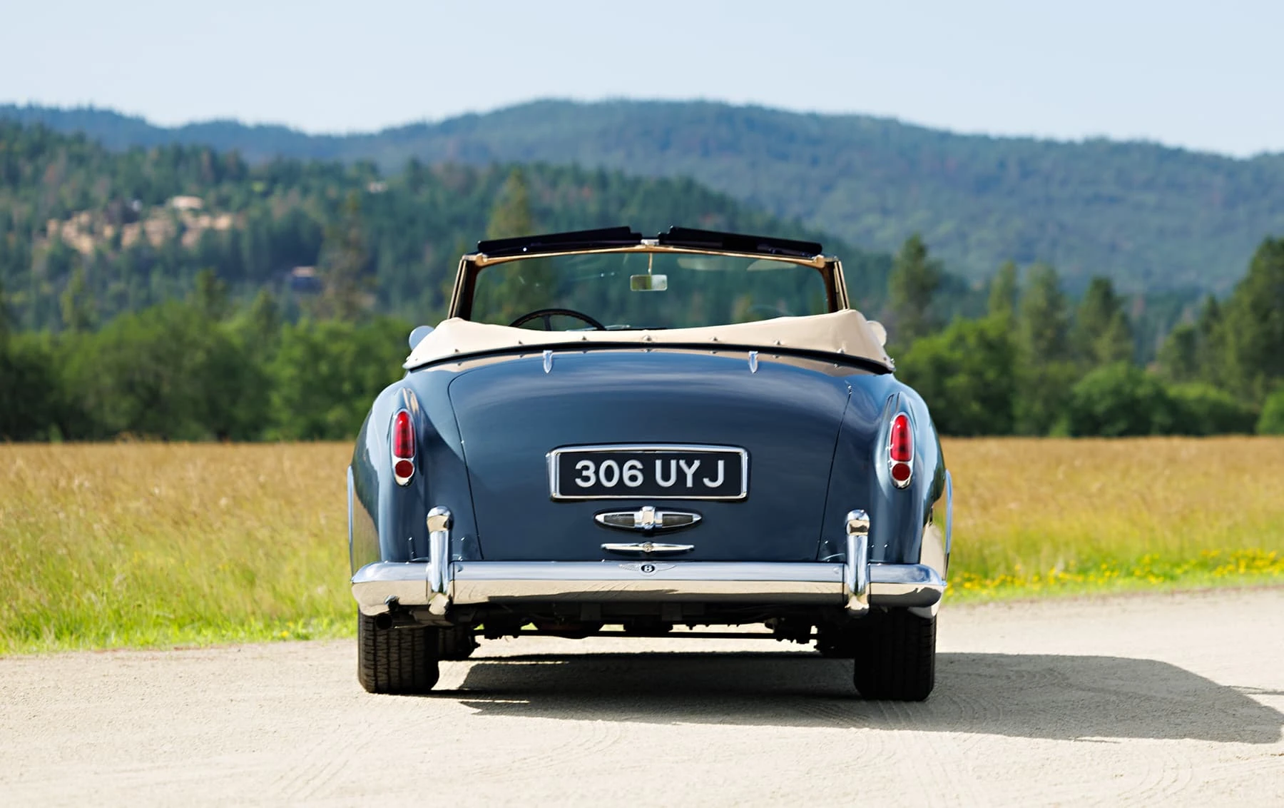 Bentley S1 Continental Drophead Coupe (Park Ward) - 1958 4