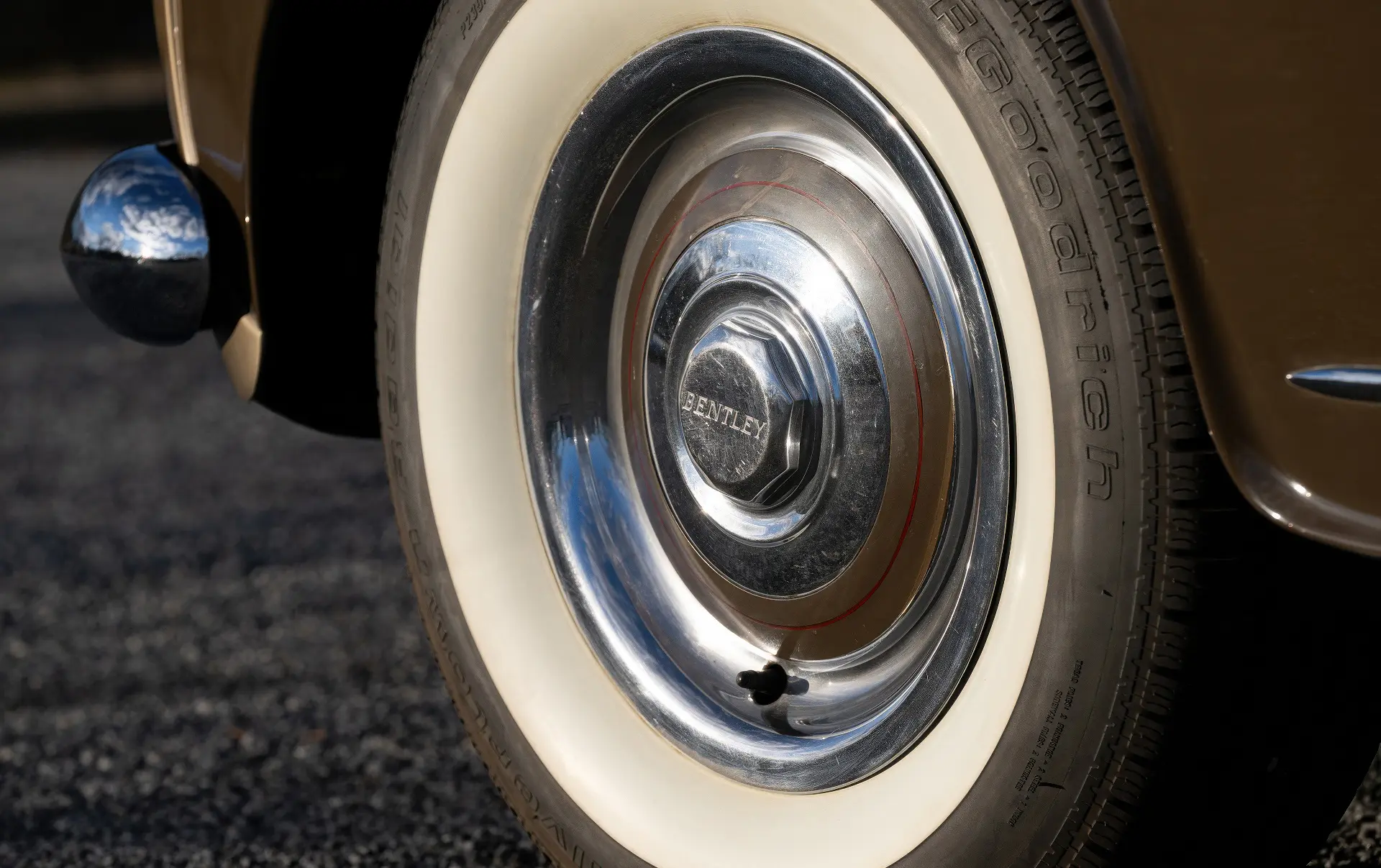 Bentley S1 Continental Drophead Coupe (Park Ward) 1959-13