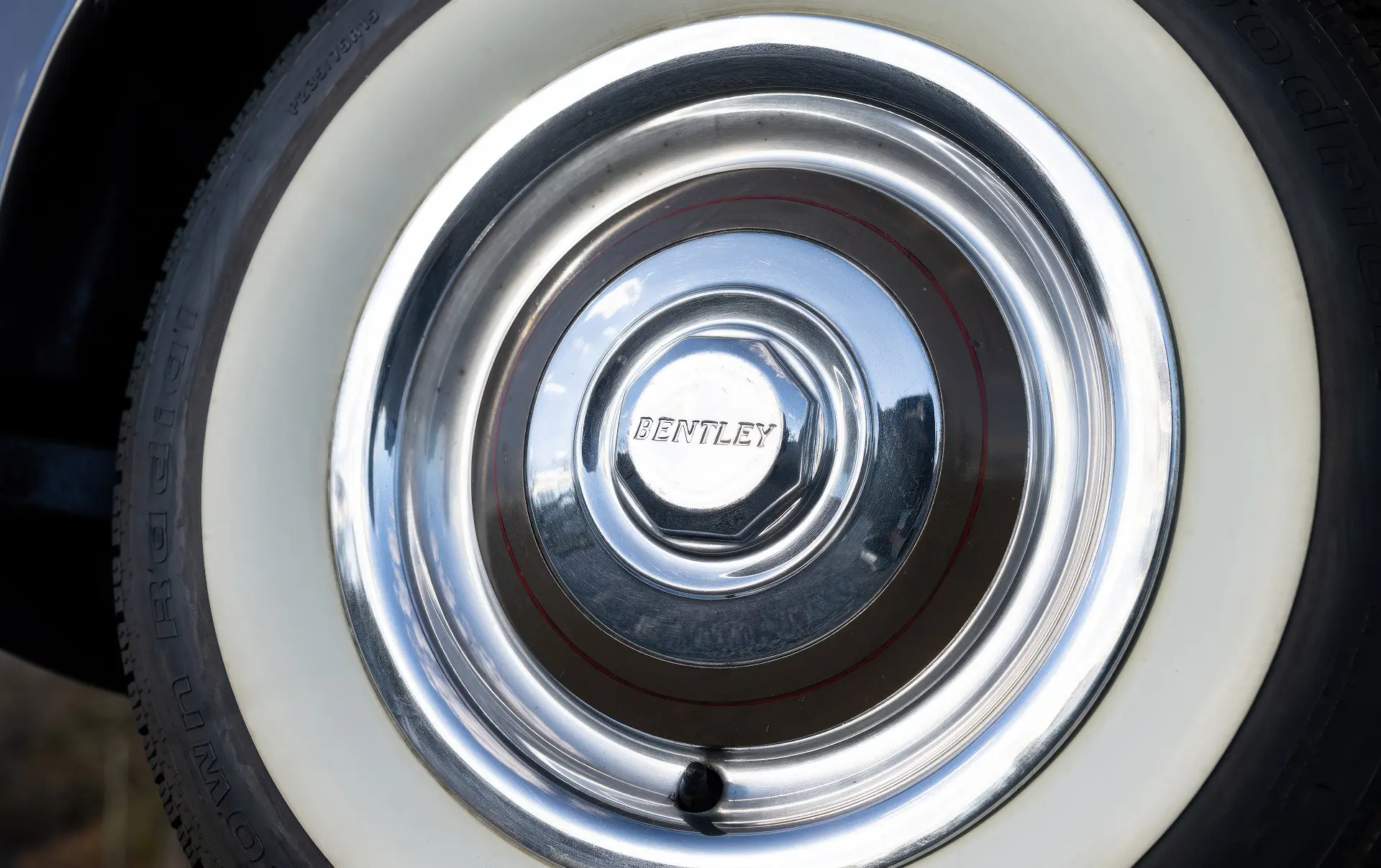 Bentley S1 Continental Drophead Coupe (Park Ward) 1959-17