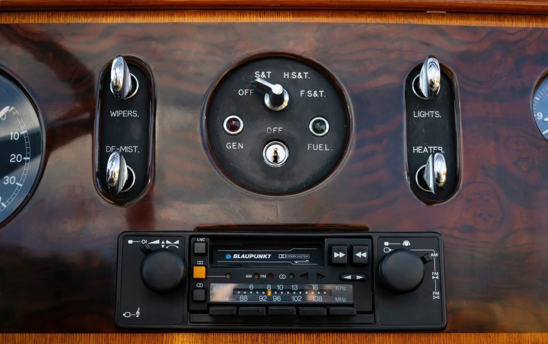 Bentley S1 Continental Drophead Coupe (Park Ward) 1959-23