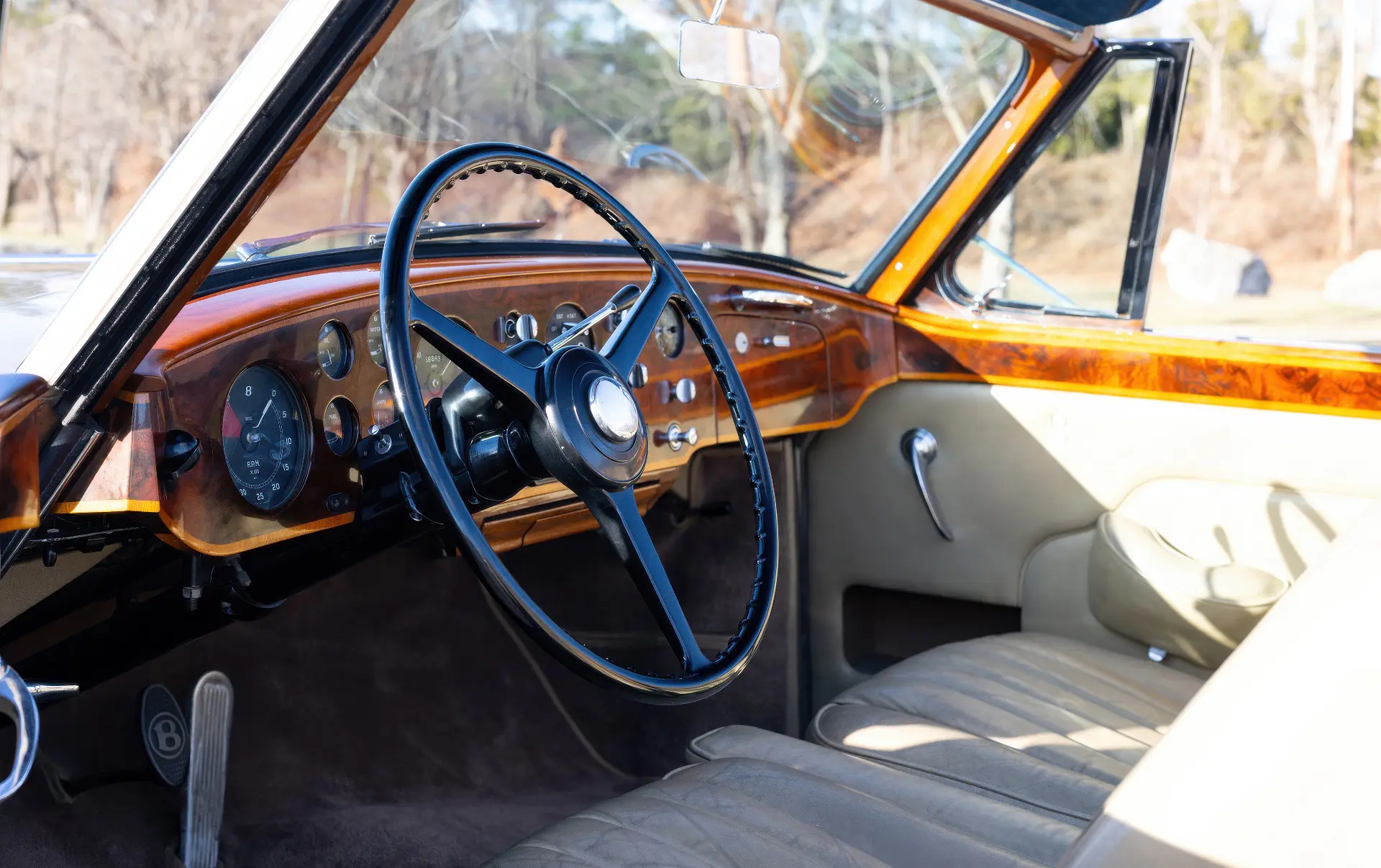 Bentley S1 Continental Drophead Coupe (Park Ward) 1959-31