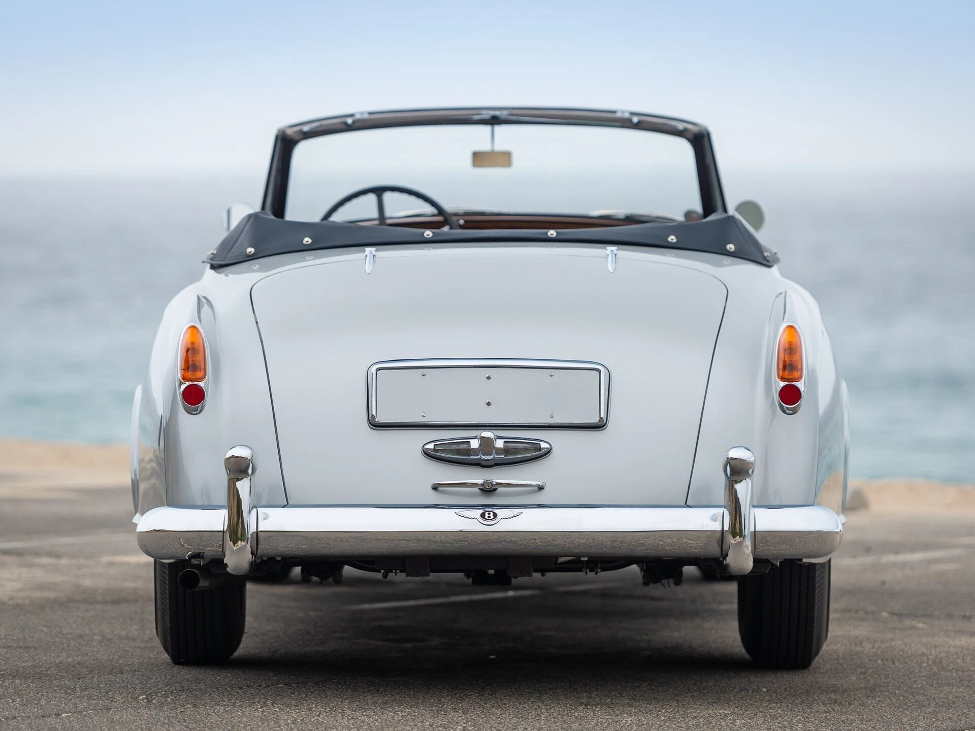Bentley S1 Continental Drophead Coupe by Park Ward - 1958_07