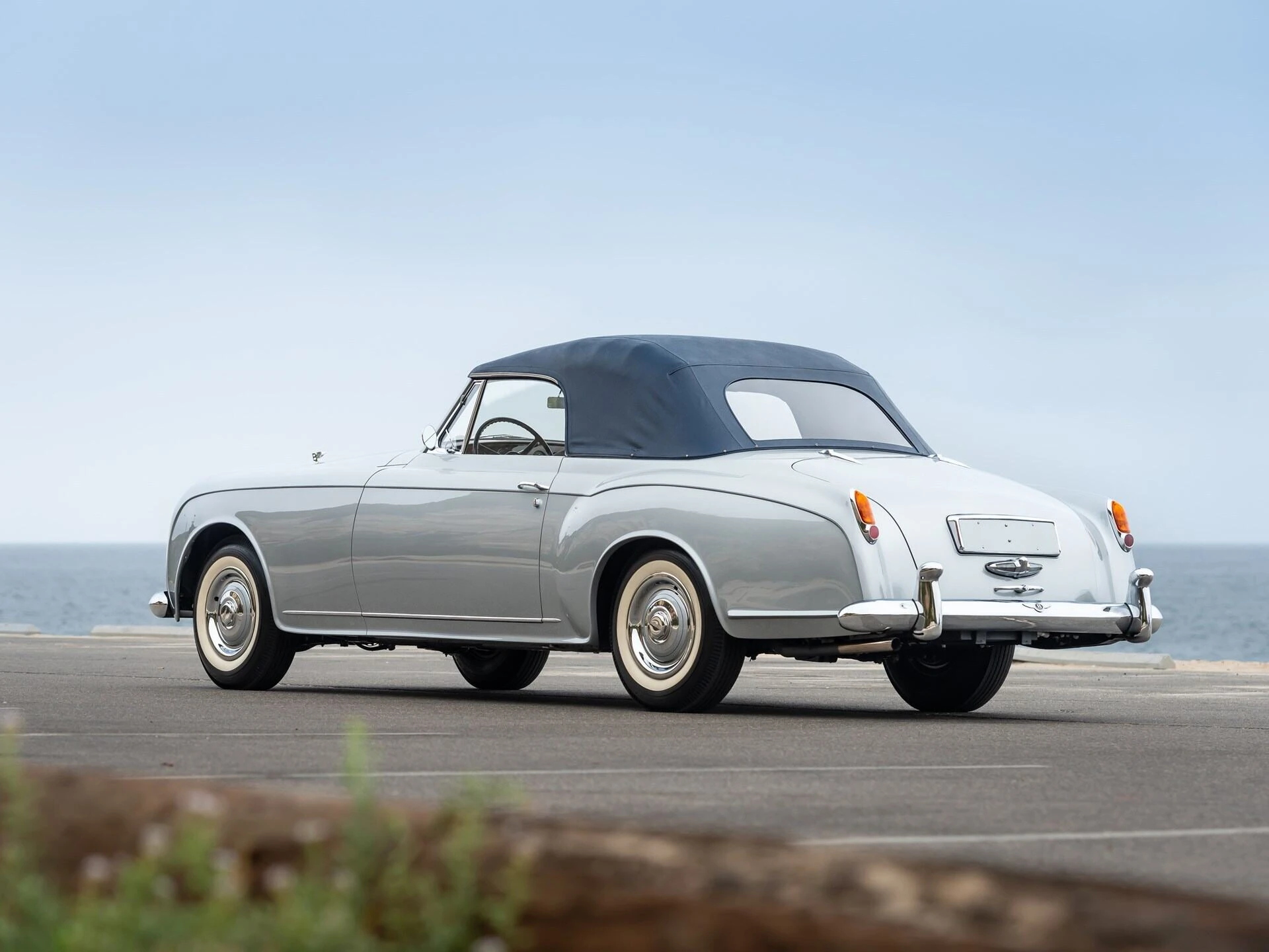 Bentley S1 Continental Drophead Coupe by Park Ward - 1958_10
