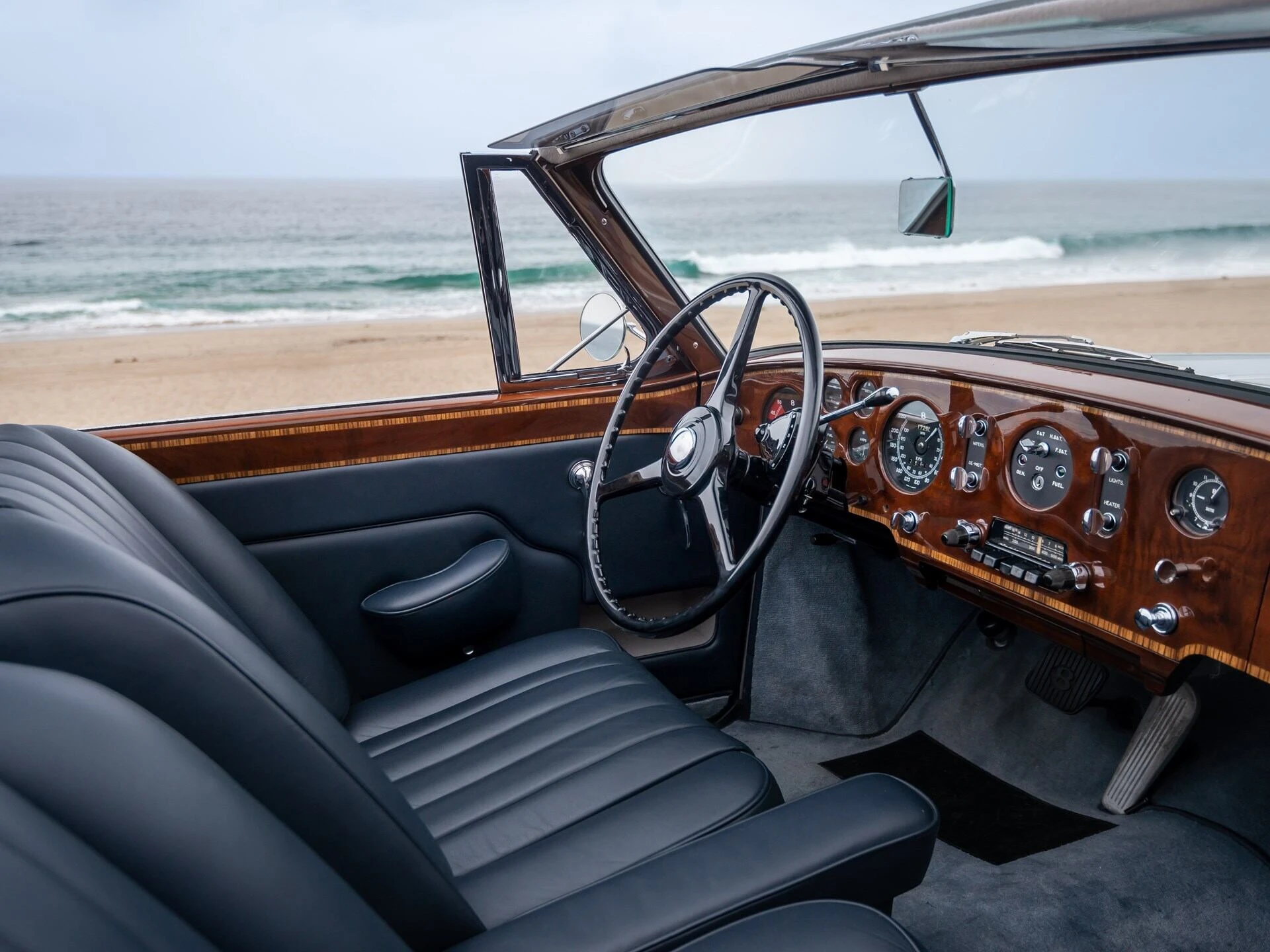 Bentley S1 Continental Drophead Coupe by Park Ward - 1958_12