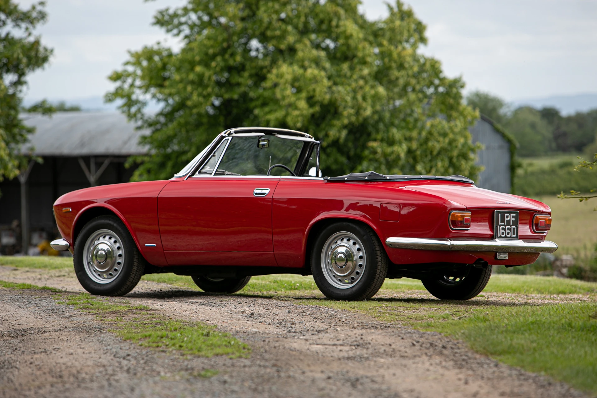 Alfa Romeo Giulia GTC 1964_02
