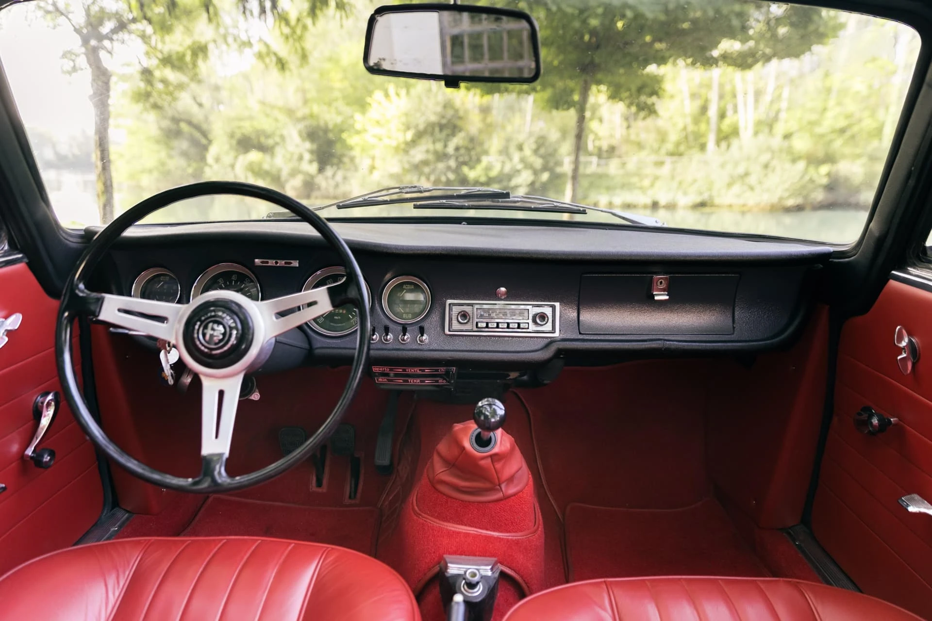 Alfa Romeo Giulia GTC - Touring - 1966 - 16