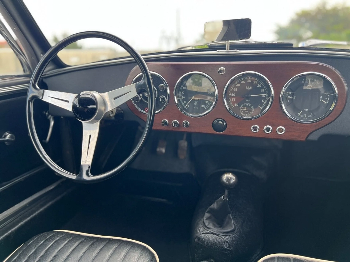 Aston Martin DB2 Coupe 1951 30