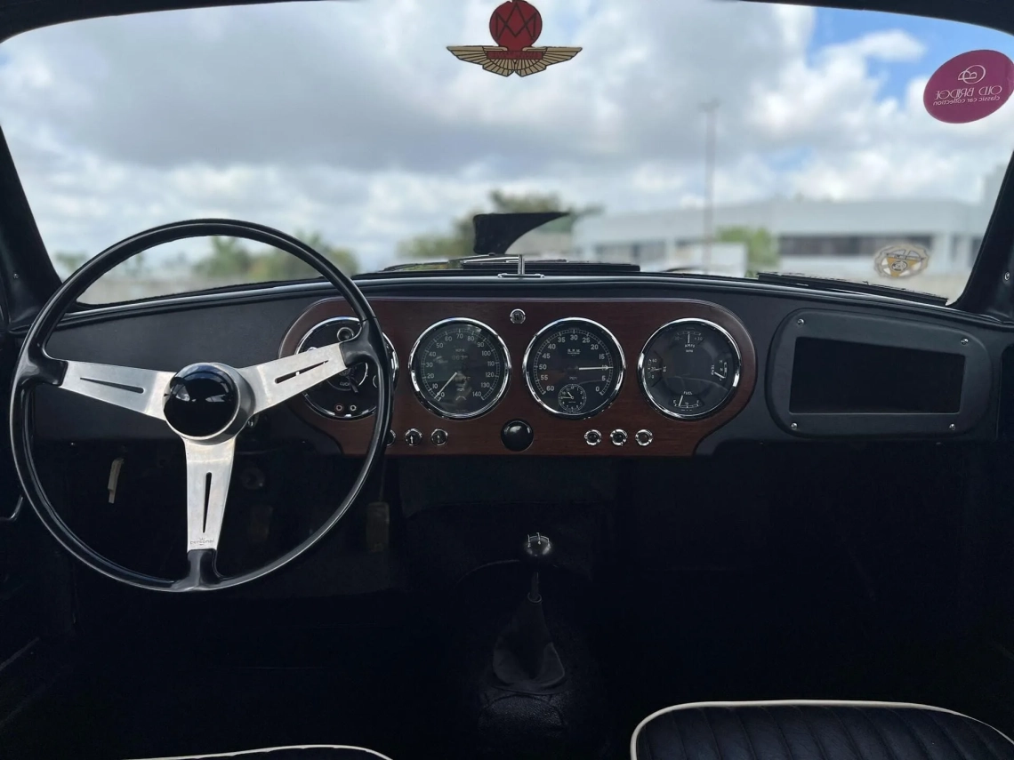 Aston Martin DB2 Coupe 1951 32