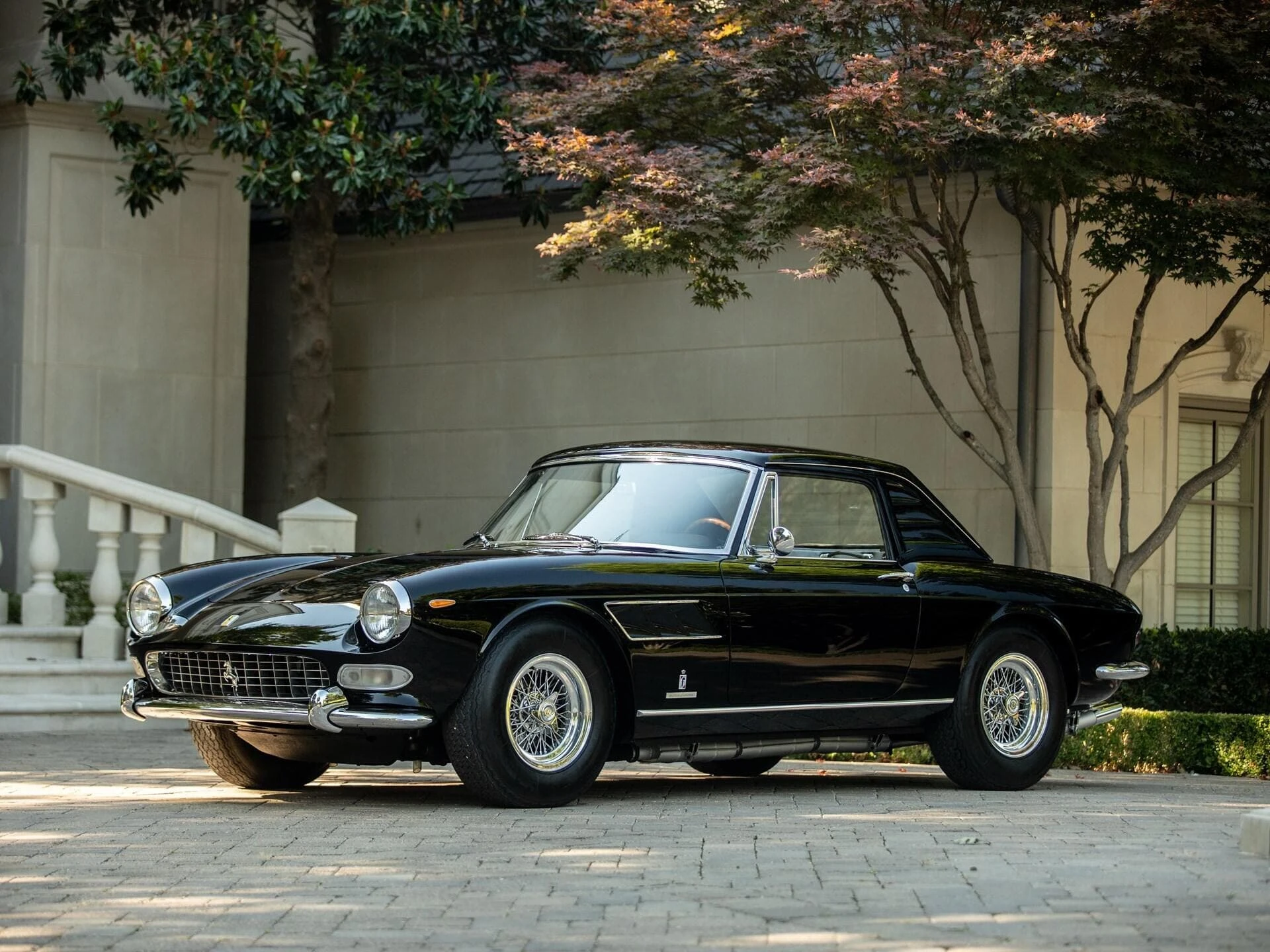 Ferrari 275 GTS 1965 01