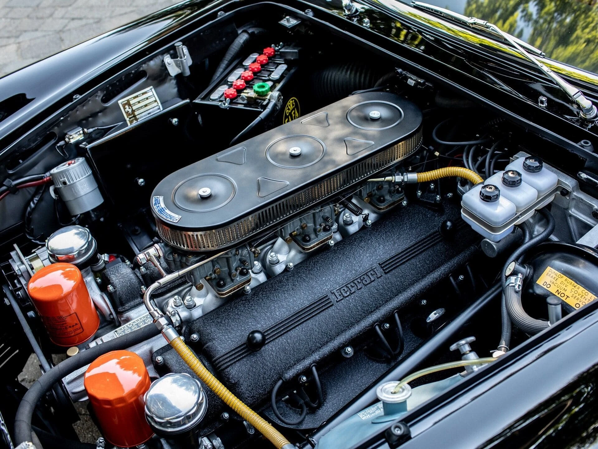 Ferrari 275 GTS 1965 03