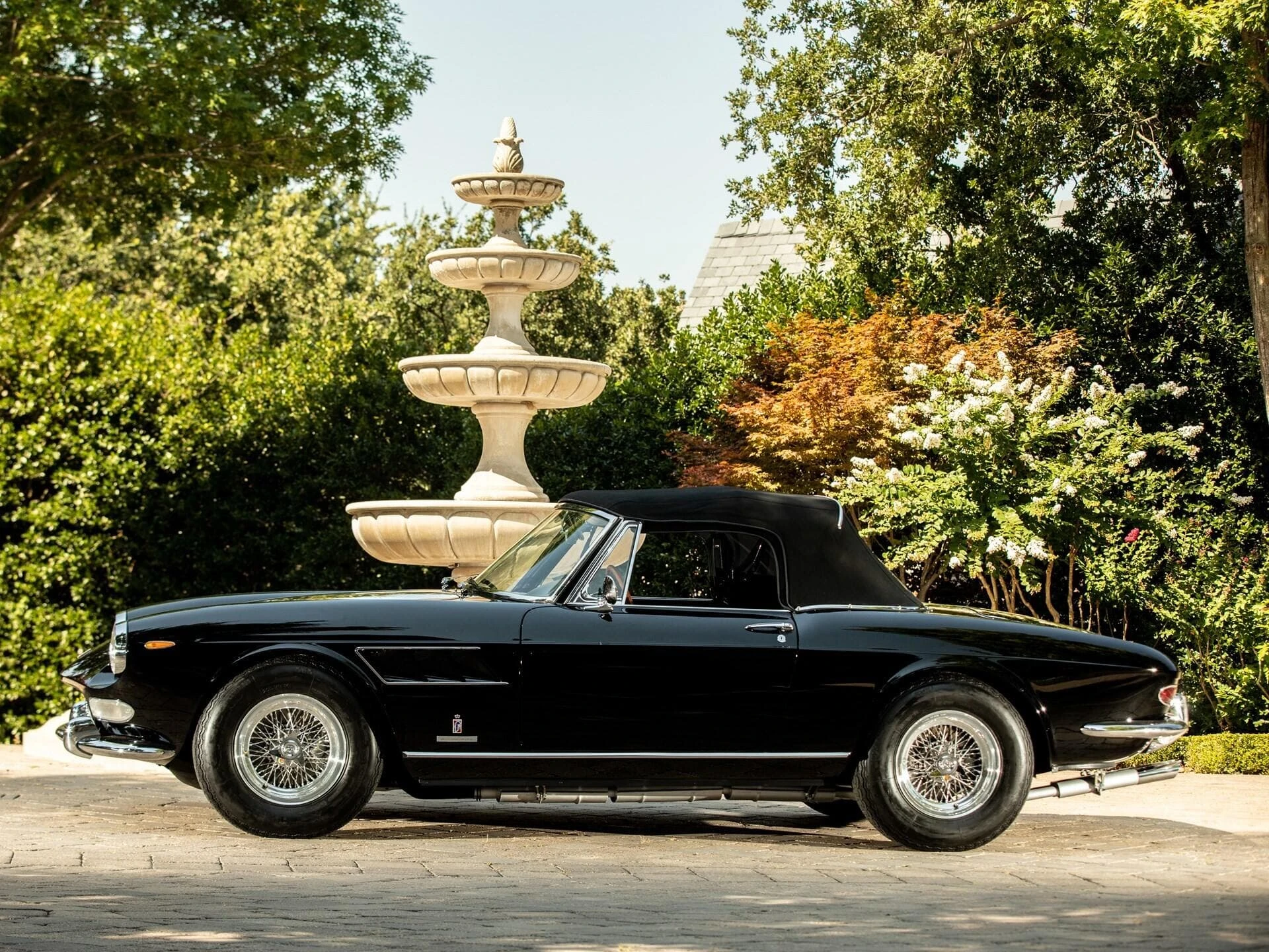 Ferrari 275 GTS 1965 05