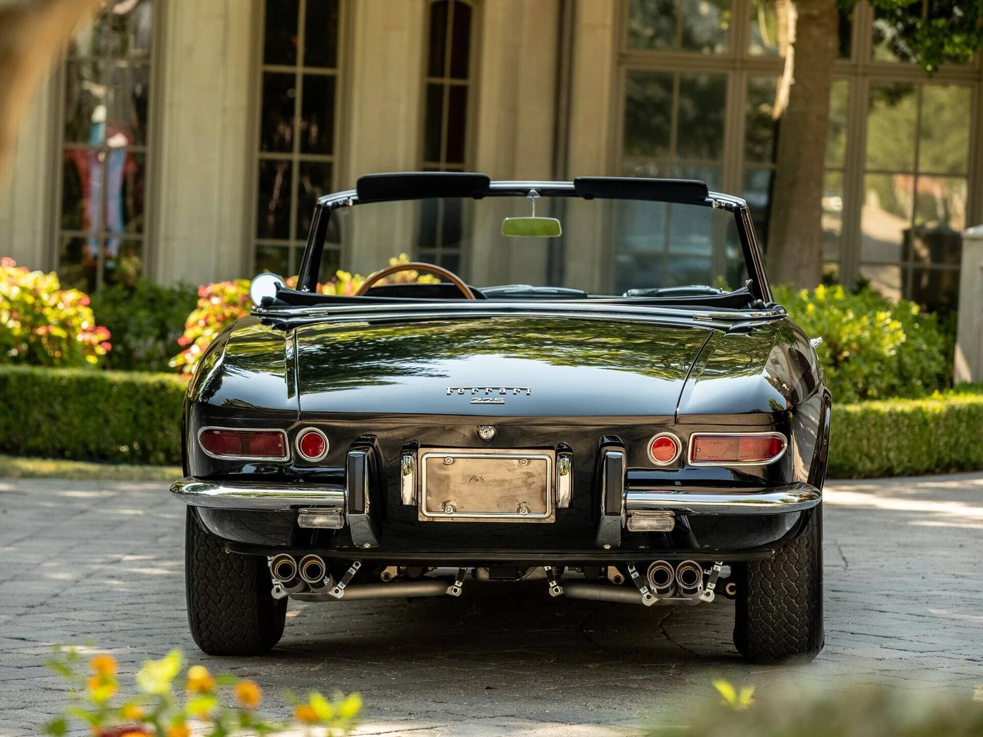 Ferrari 275 GTS 1965 40