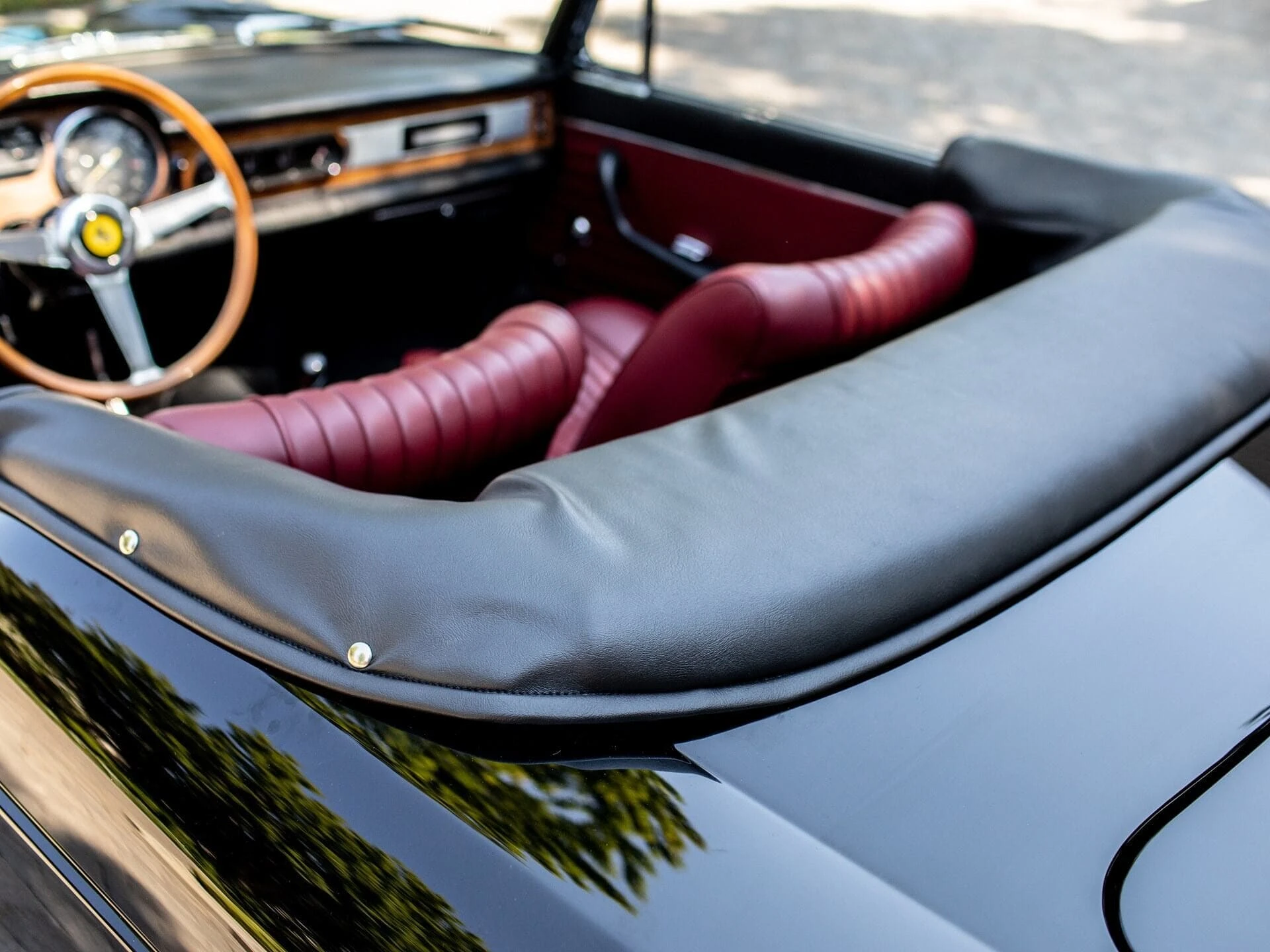 Ferrari 275 GTS 1965 57