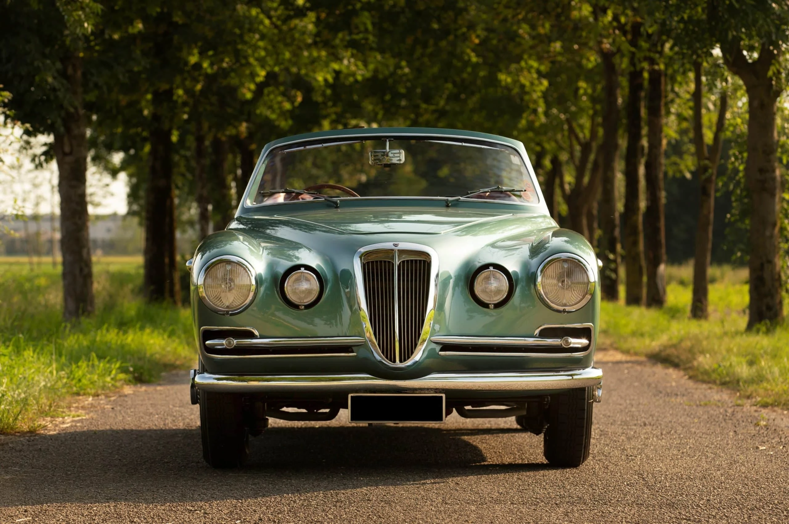 Lancia Aurelia Spider Vignale 01