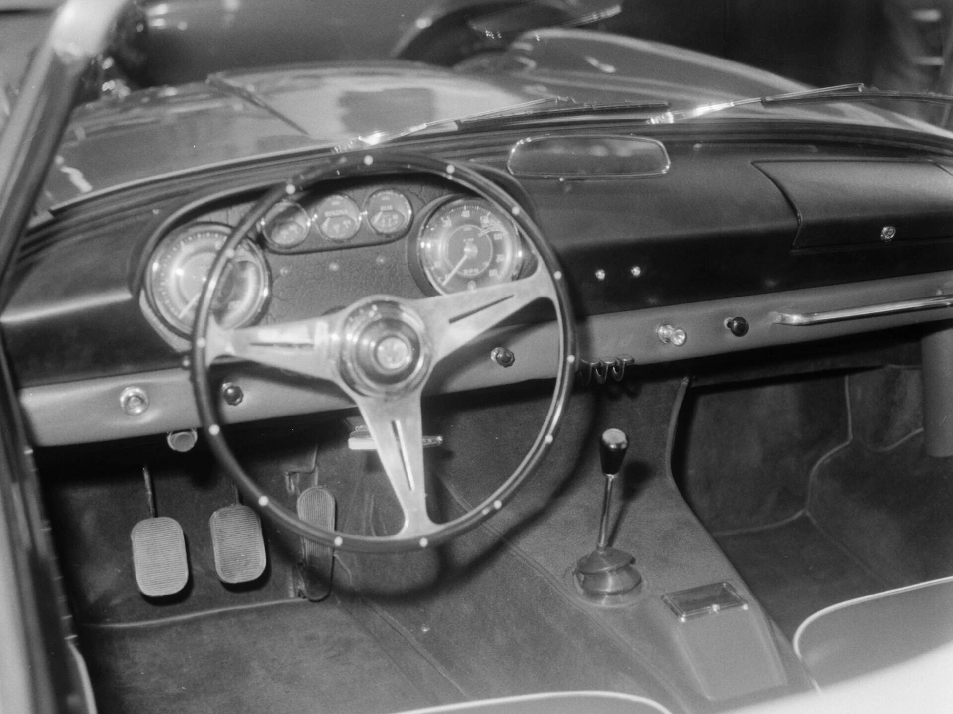 Chassis no. AM101.505 as seen at the 1959 Turin Motor Show.